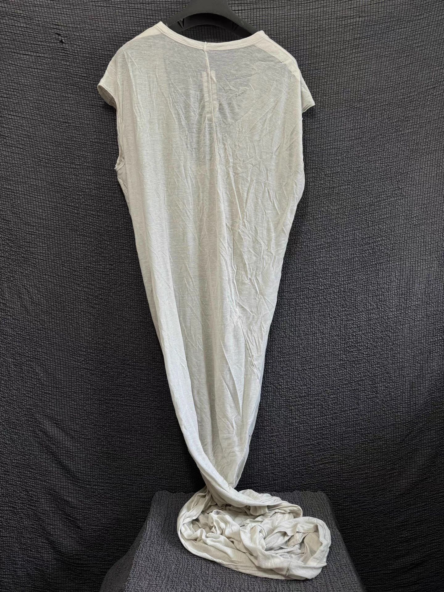 Rick Owens Rick Owens 21FW double-layer V-neck tank top Size US XS / EU 42 / 0 - 4 Thumbnail