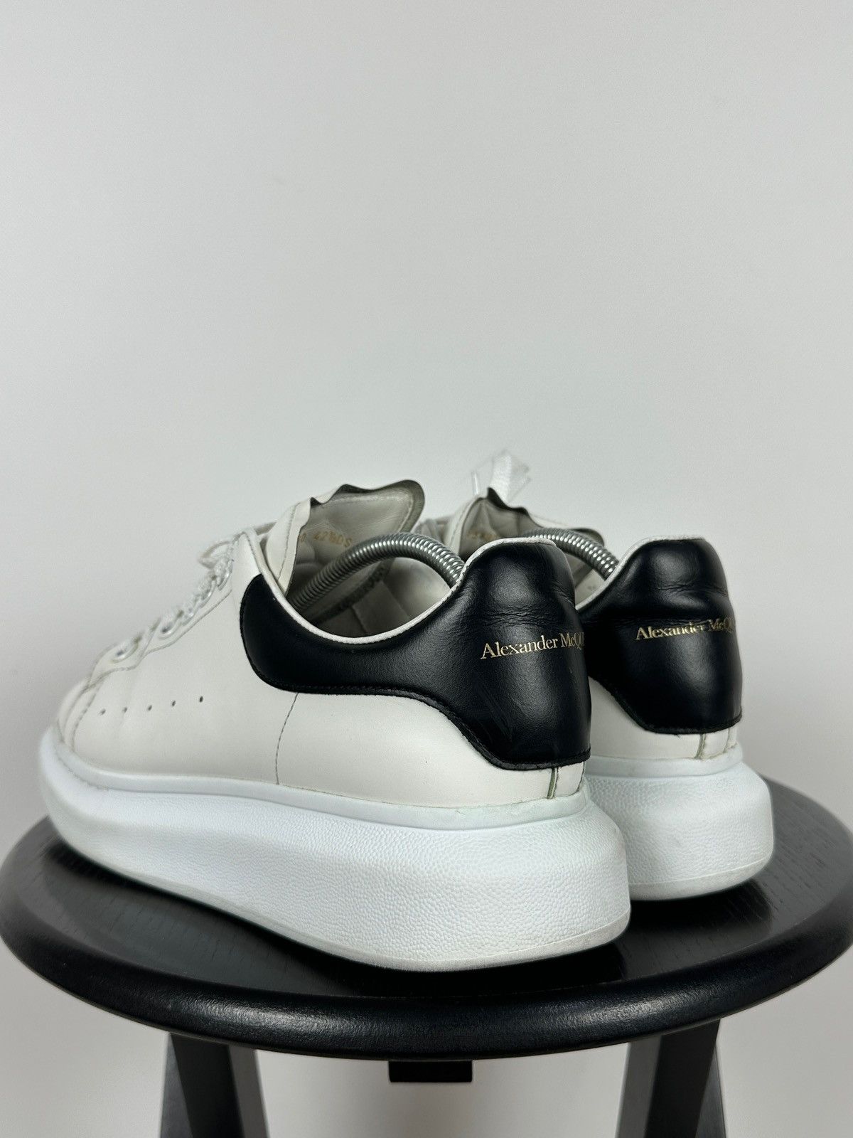Alexander McQueen Alexander McQueen Oversized White Leather Sneakers Size US 9.5 / EU 42-43 - 2 Thumbnail