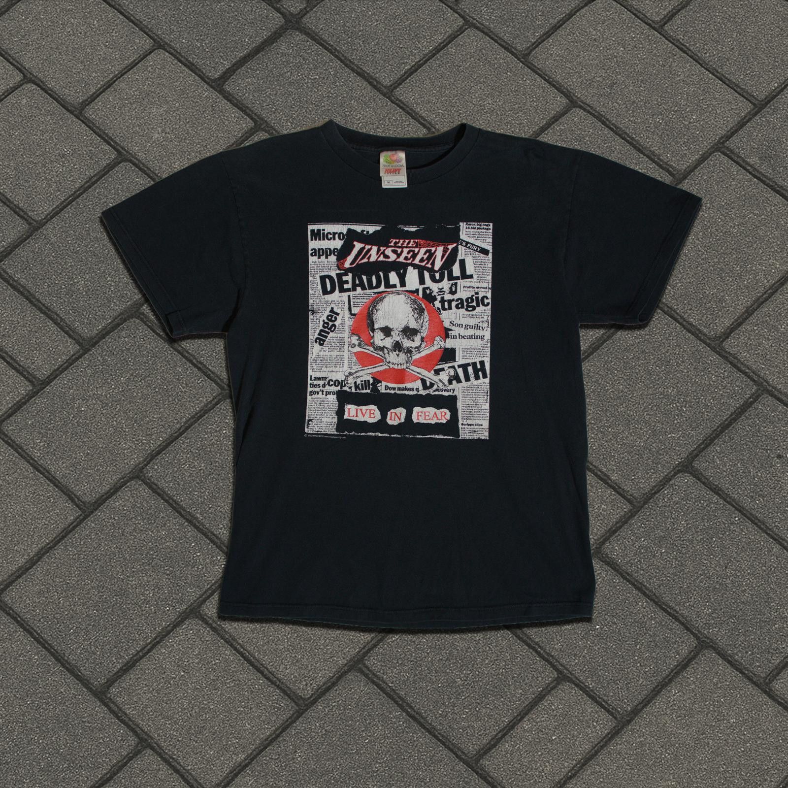 Vintage 2002 The Unseen Newspaper Tee Size US M / EU 48-50 / 2 - 1 Thumbnail