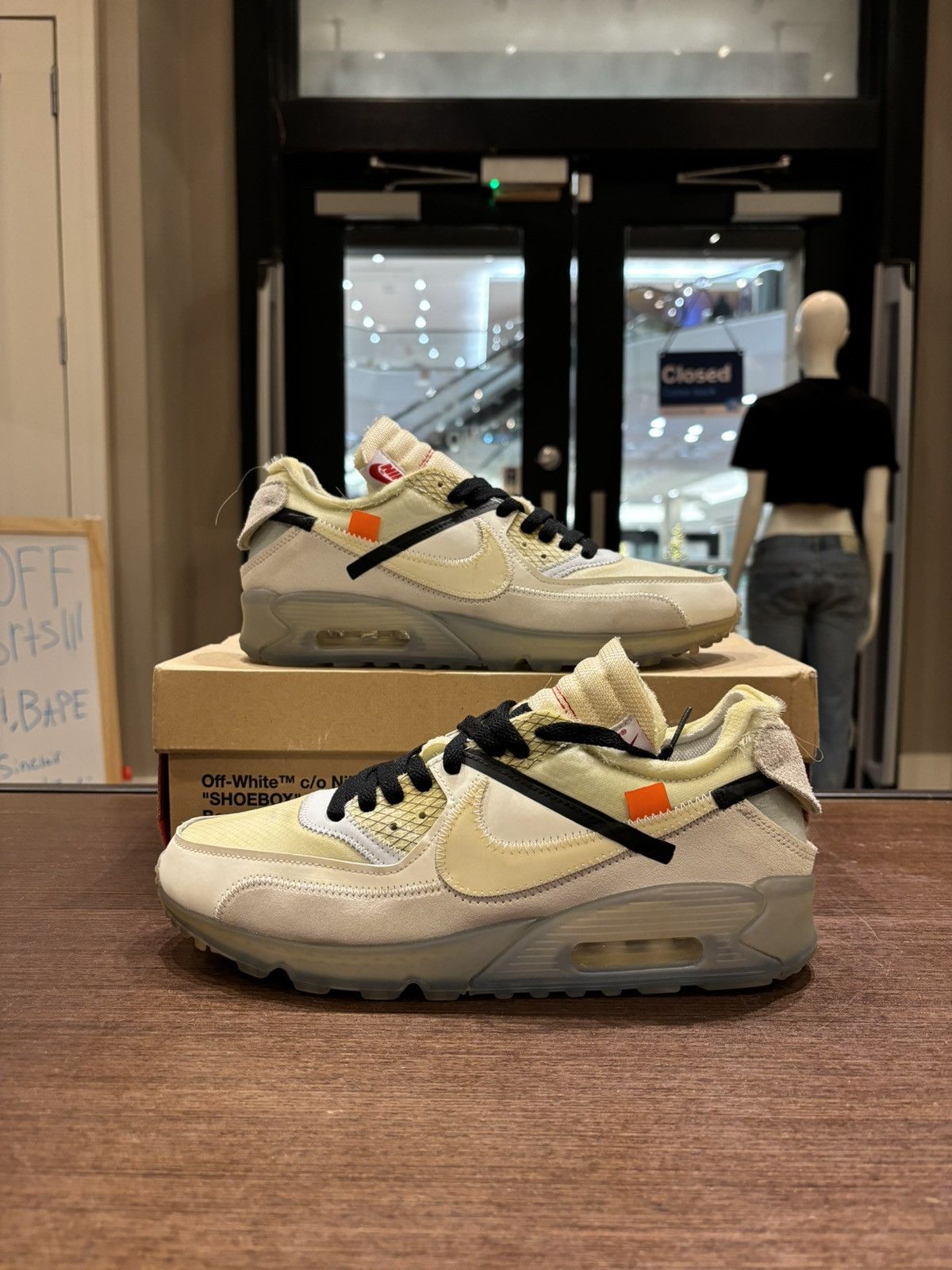Nike × Off-White Nike Air Max 90 Off-White Size US 9 / EU 42 - 1 Thumbnail