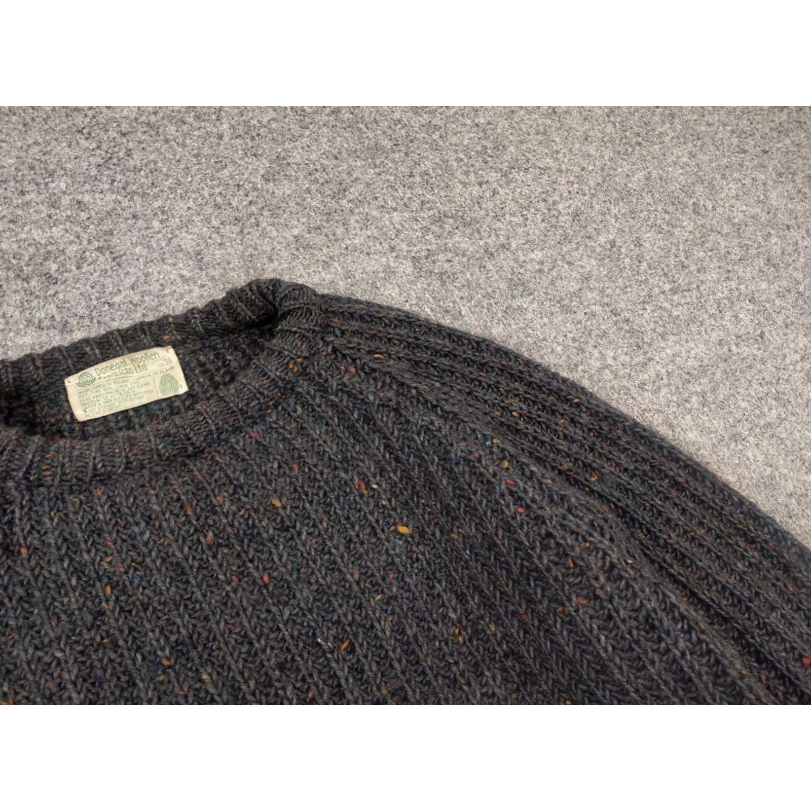 Vintage VINTAGE Donegal Woollen Sweater Fisherman Gray Wool Crew Neck Men S 80s Knit Cable-Knit Pullover Size US S / EU 44-46 / 1 - 5 Thumbnail