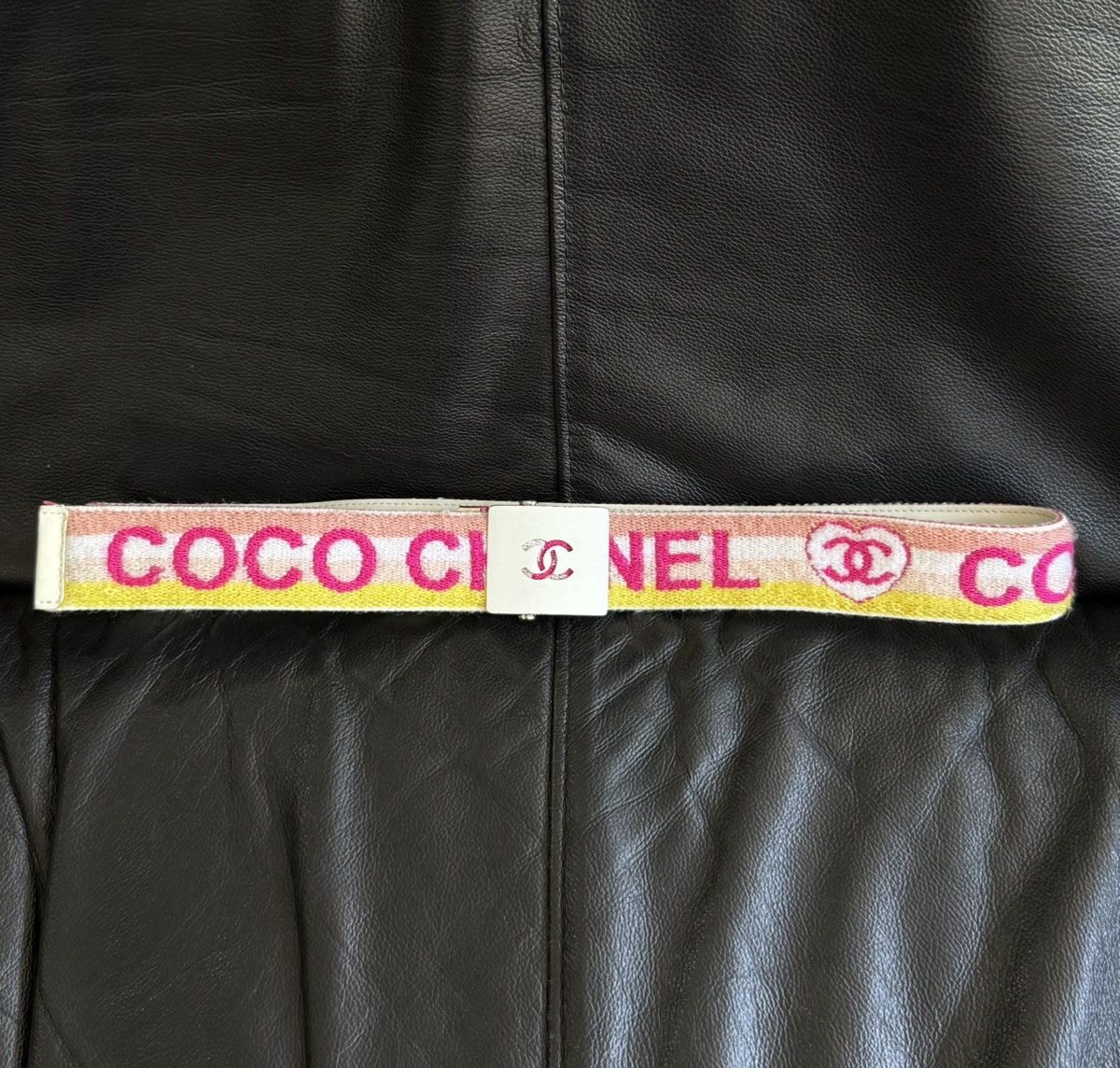 Chanel 2004 Chanel - Coco Interlocking Canvas/Leather CC Belt Size 32 - 2 Thumbnail