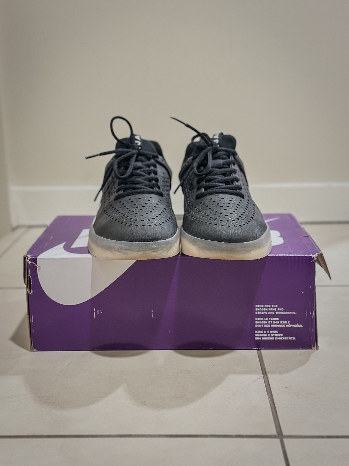 Nike Nike SB Nyjah 3 Skate Shoes Size US 9 / EU 42 - 1 Thumbnail
