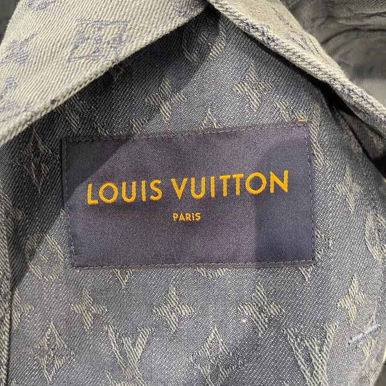 Louis Vuitton Louis Vuitton Full logo denim jacket Size US M / EU 48-50 / 2 - 3 Thumbnail