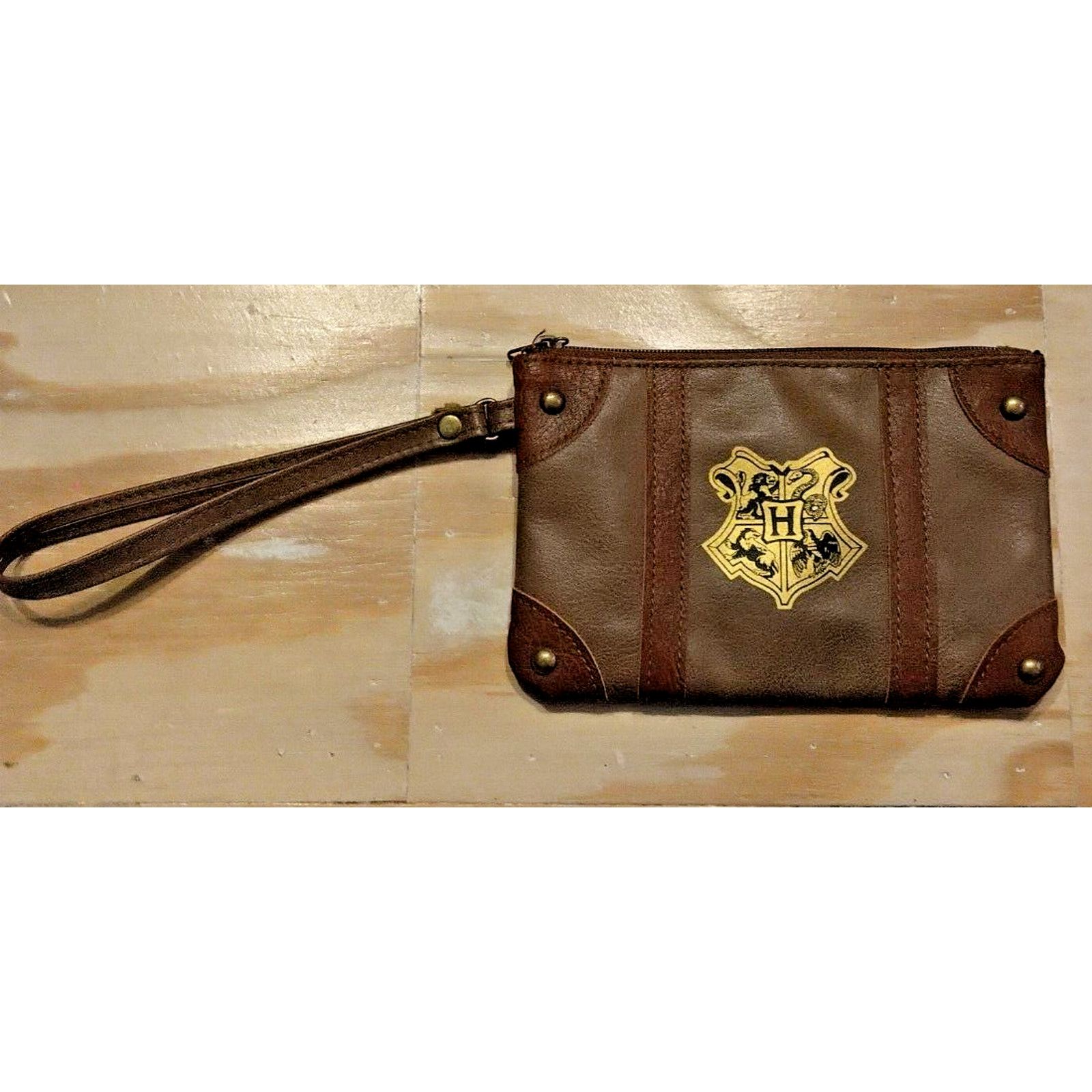 Warner Bros Harry Potter Wristlet Logo 4x6 Warner Bros. Wizarding World Size ONE SIZE - 1 Thumbnail