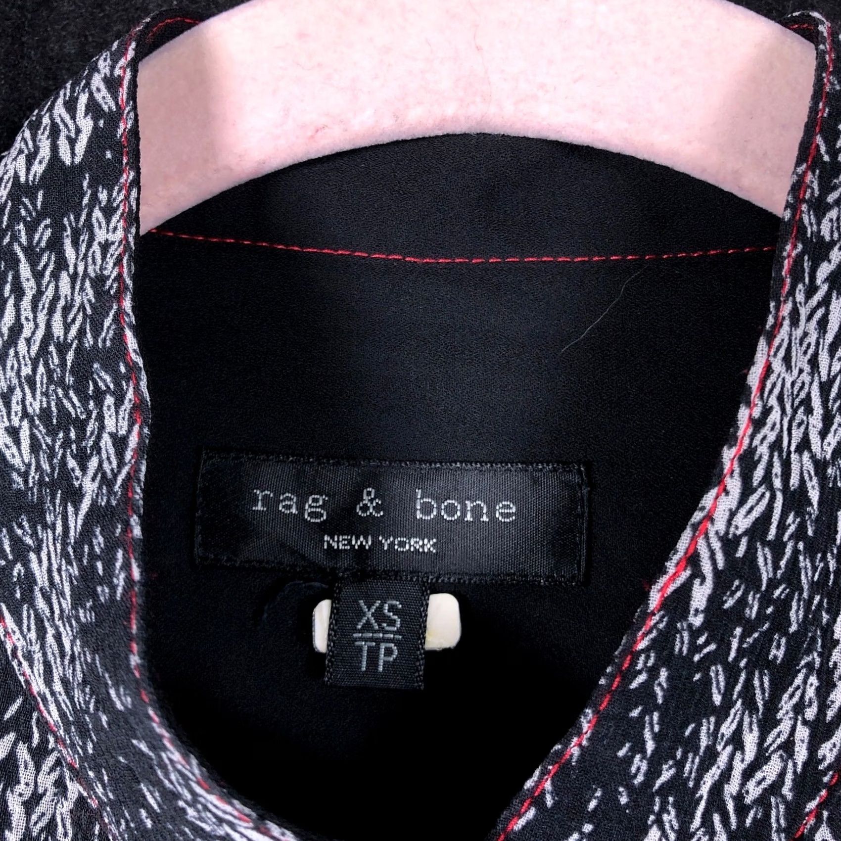 Rag & Bone Rag & Bone Womens Blouse Zebra Print Pullover Henley Maris 100% Silk XS Size XS / US 0-2 / IT 36-38 - 7 Thumbnail