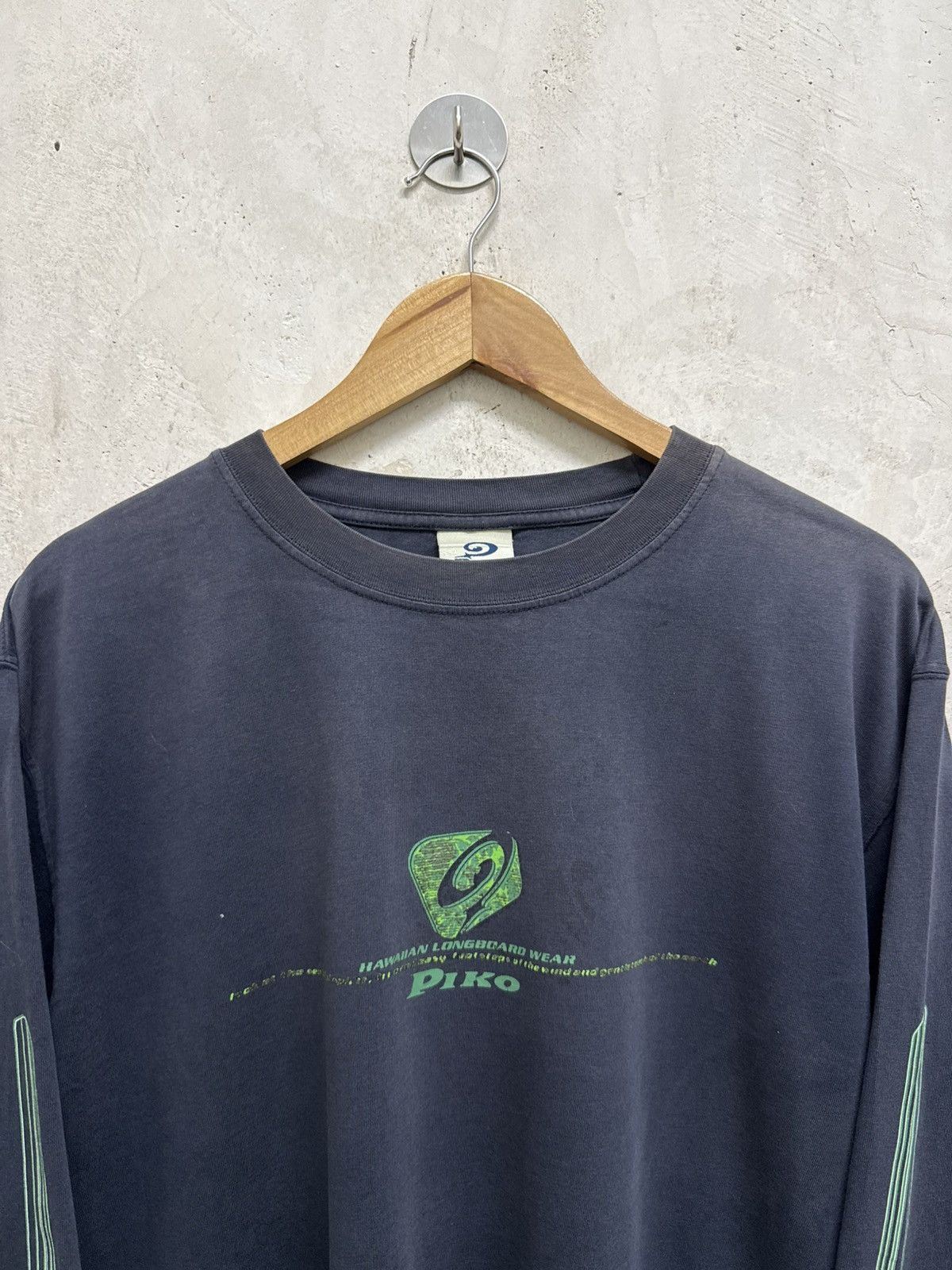 2000s Piko Surf Faded y2k L/S T Shirt