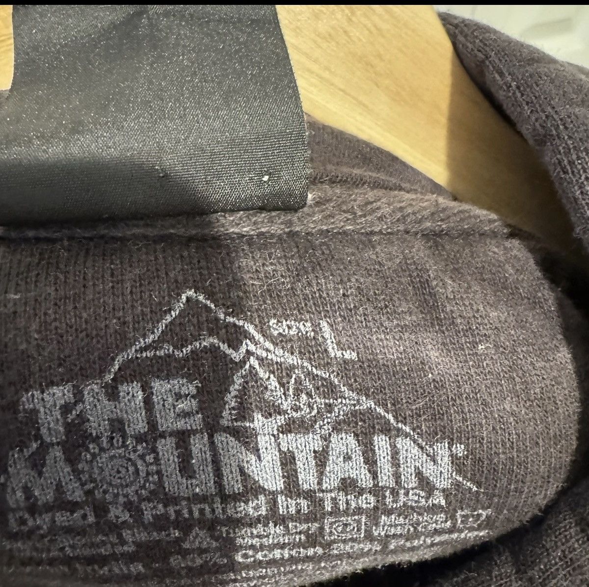 Thrasher Thrasher × The Mountain Rare 13 Wolves HoodieL Black Tie Dye Size US L / EU 52-54 / 3 - 7 Thumbnail