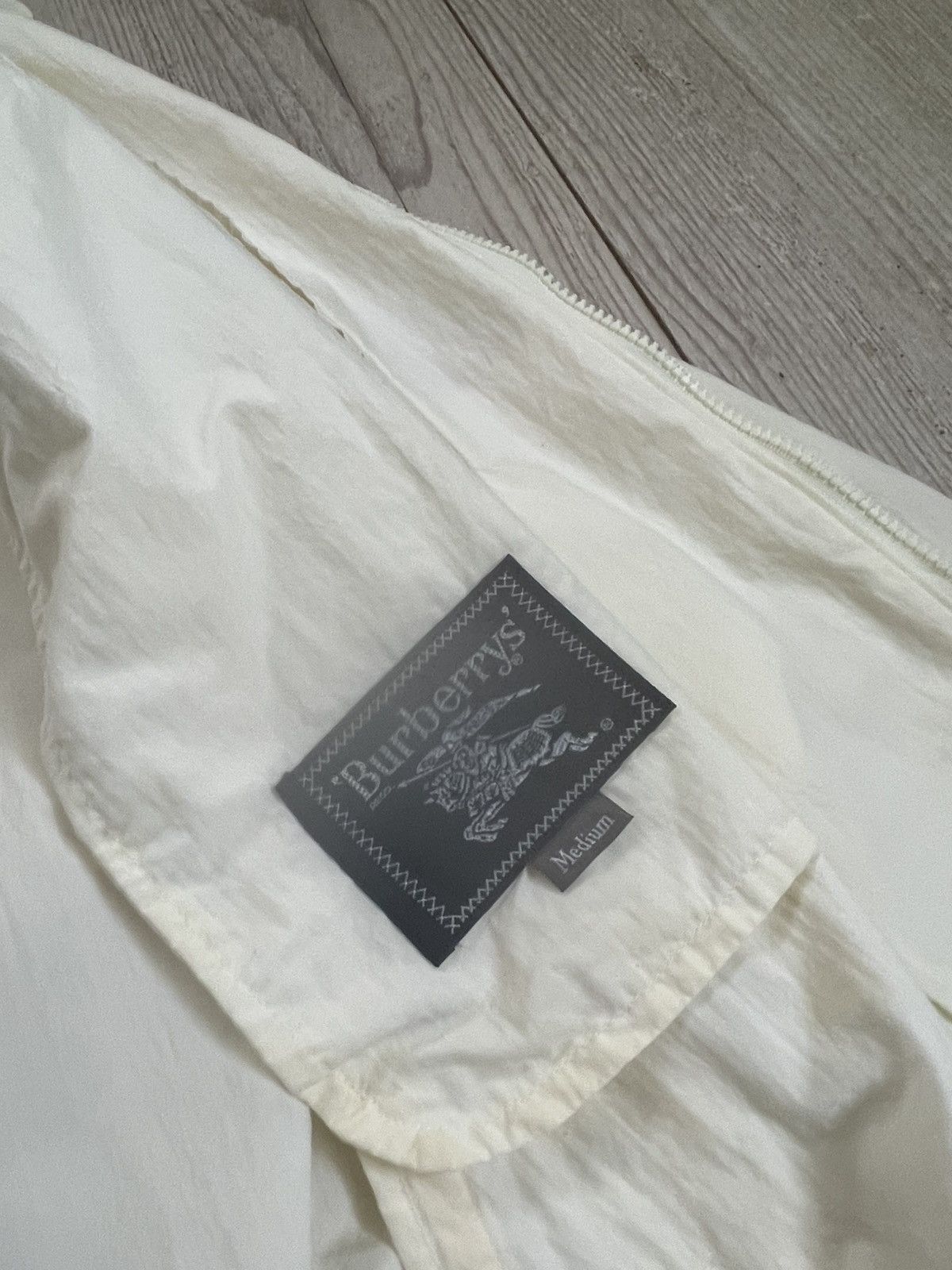 Burberry × Vintage Burberrys Vintage Jacket Size M / US 6-8 / IT 42-44 - 12 Thumbnail