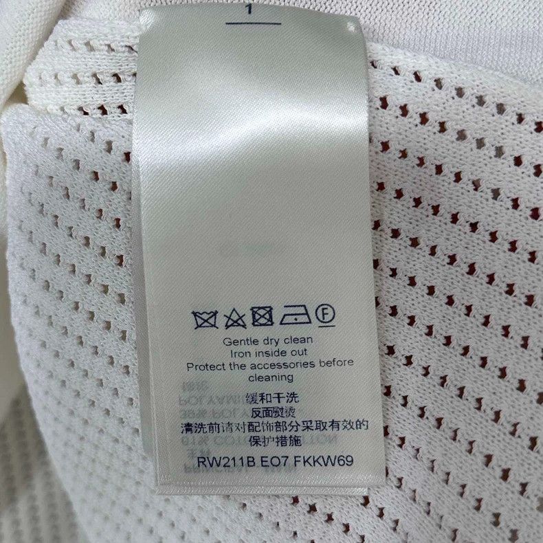 Louis Vuitton Louis Vuitton Knit Tank Top with Lobster Clasp -2505 Size M / US 6-8 / IT 42-44 - 5 Thumbnail