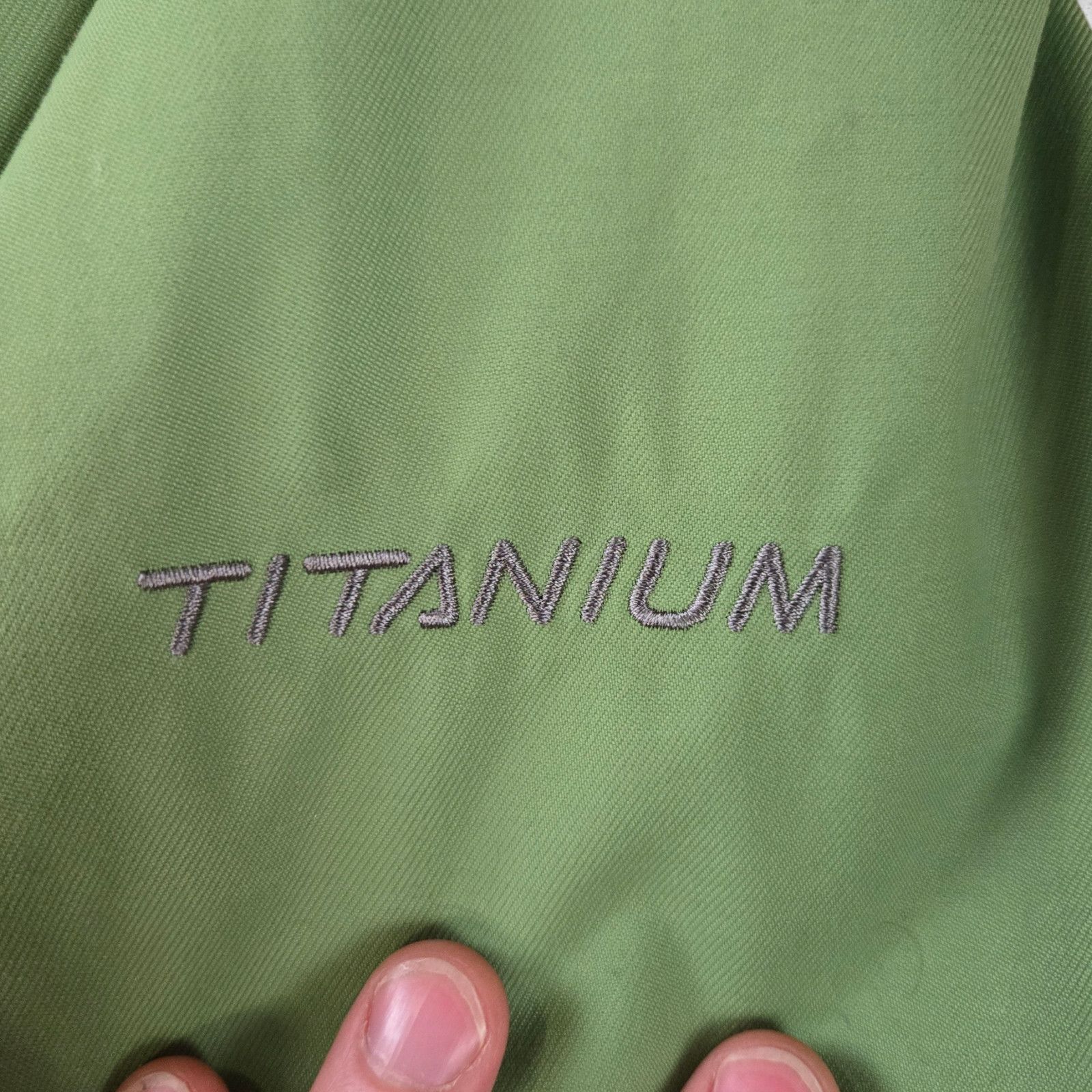 Columbia Columbia Green Titanium Ski Jacket Size Medium Size M / US 6-8 / IT 42-44 - 11 Thumbnail