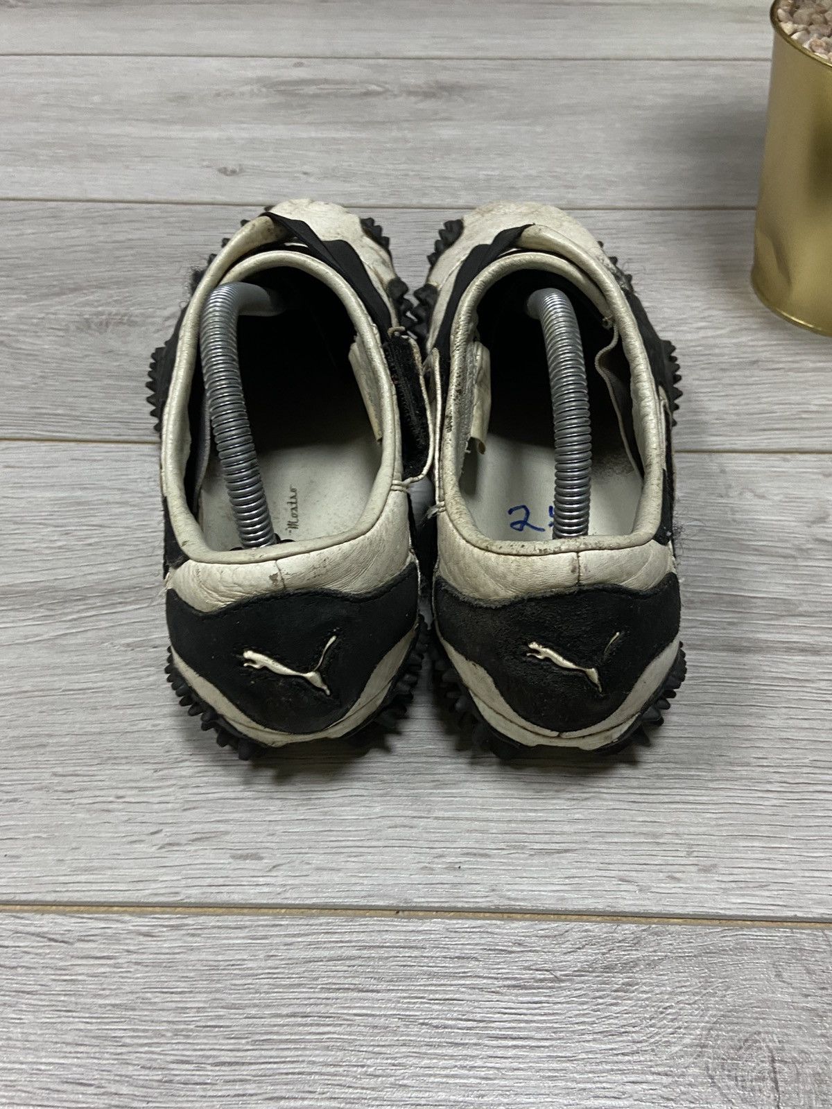 Puma Puma mostro big logo sneakers leather spikes white black Size US 9 / EU 42 - 5 Thumbnail