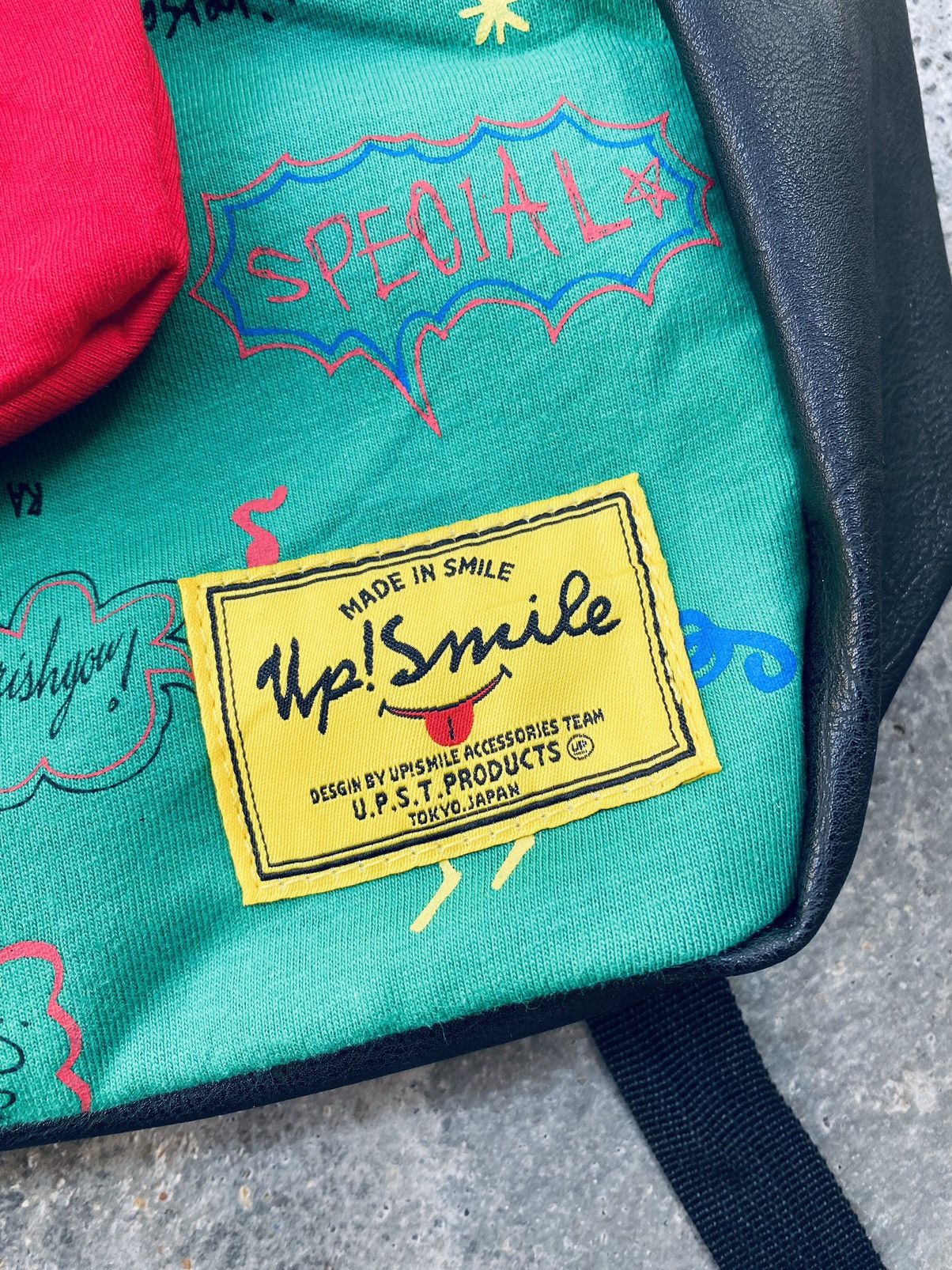 Japanese Brand Vintage Y2k Smile Devil Hoodie Backpack Rare Size ONE SIZE - 7 Thumbnail