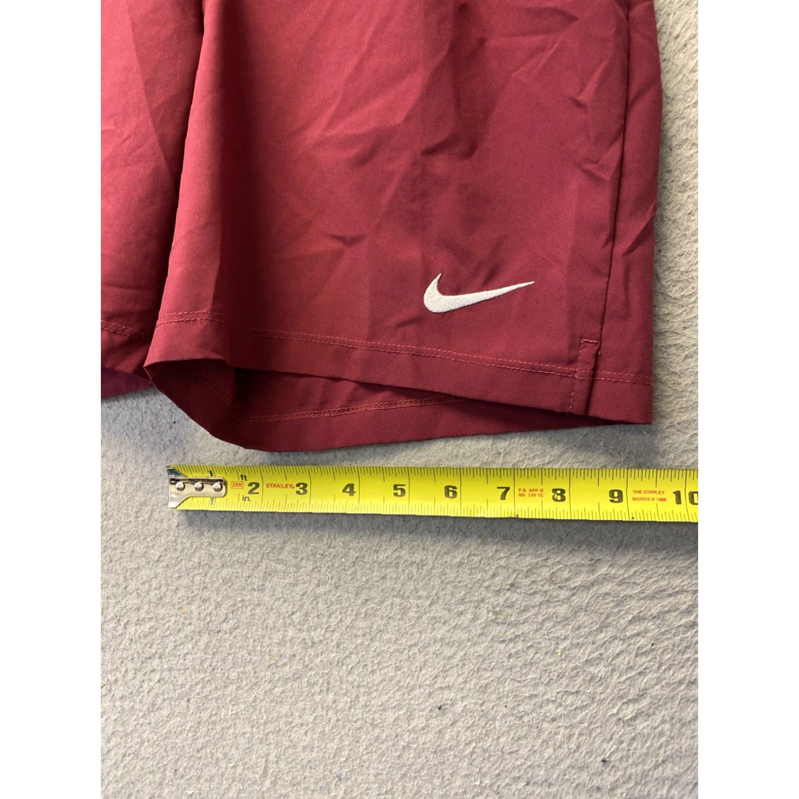 Nike Nike Dri Fit Maroon Basketball Shorts Teens Size S Drawstring Athletic /55-49 Size US 29 - 7 Thumbnail