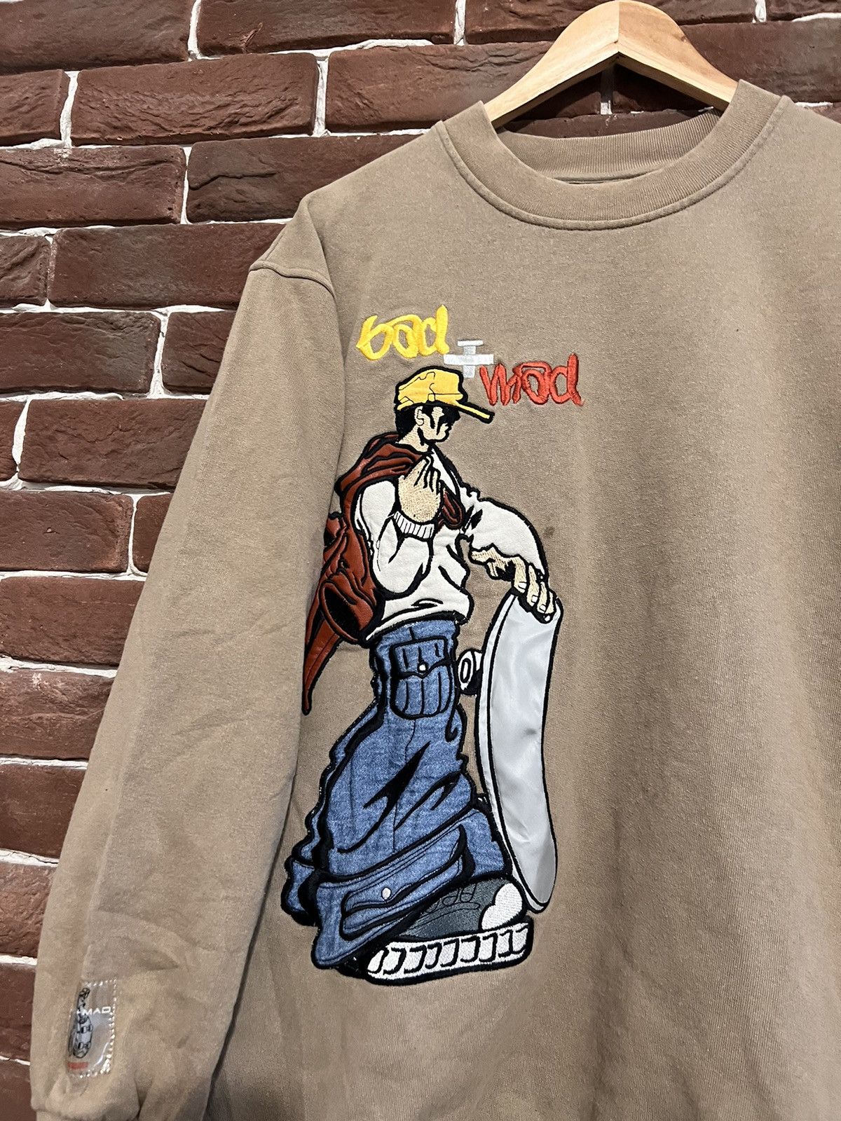 Vintage Bad Mad Skateboard Vintage Crewneck Skate Y2K Hype Streetwea Size US M / EU 48-50 / 2 - 4 Thumbnail
