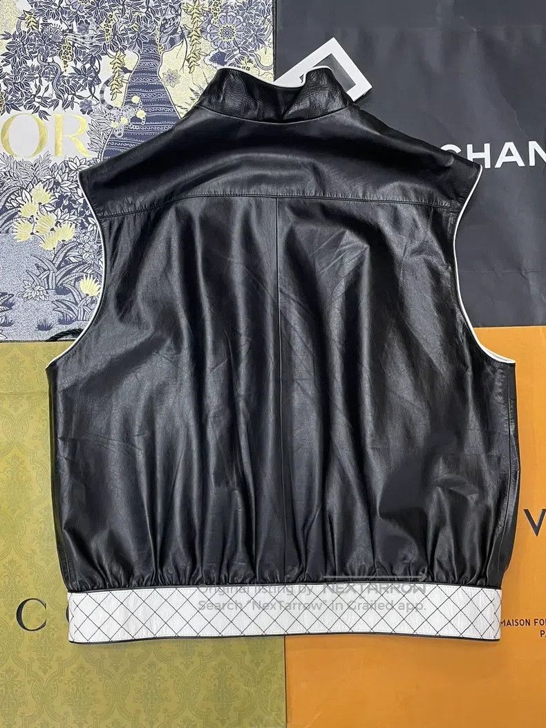 Chanel Chanel 23C black and white calfskin vest Size S / US 4 / IT 40 - 2 Thumbnail