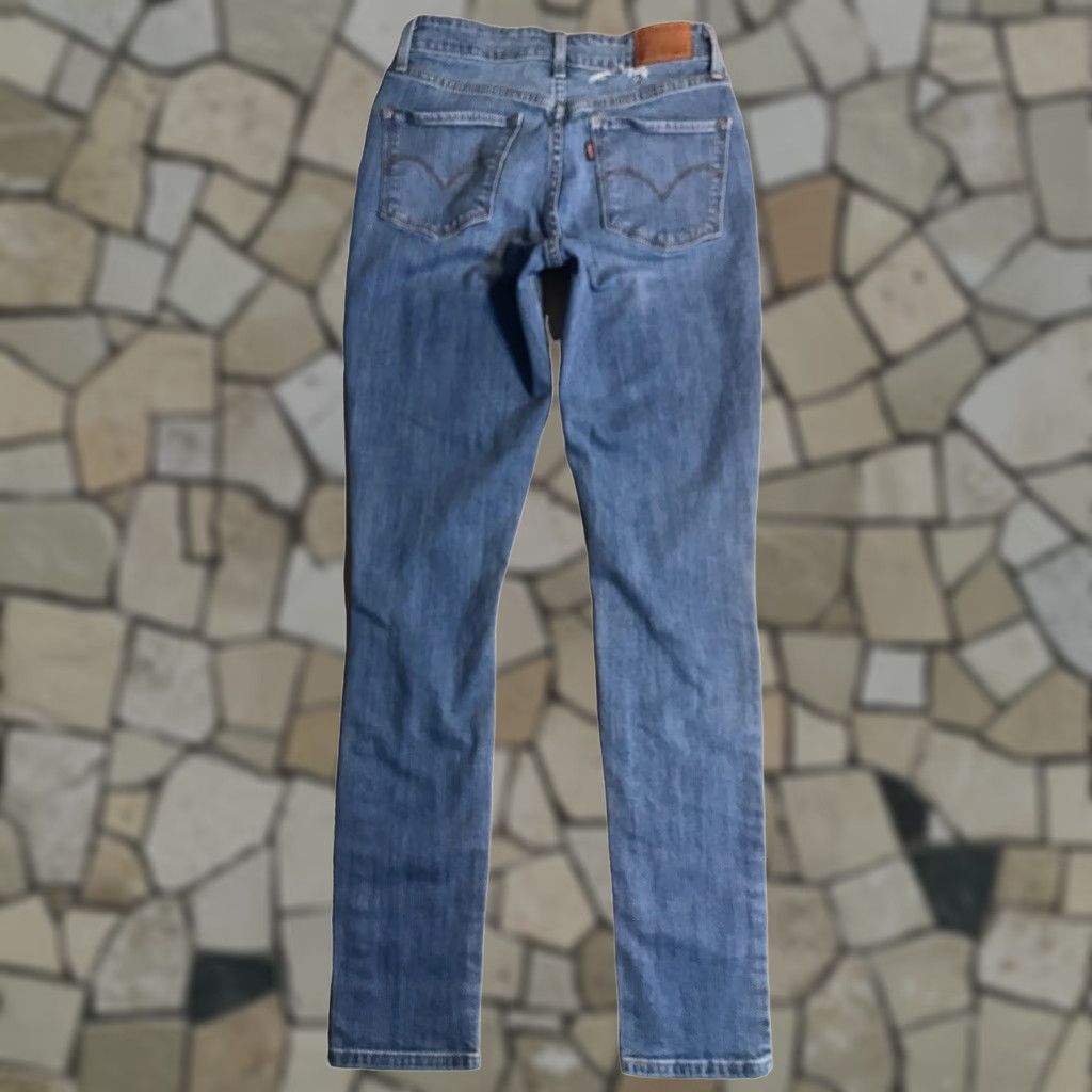 Levi's Levis 721 Skinny Jeans Womens 27 Regular Light Blue Distressed Stretch 5-Pocket Denim Jeans Size 27" / US 4 / IT 40 - 1 Thumbnail