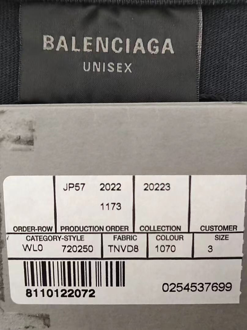 Balenciaga Balenciaga23ss XXXL round neck embroidered lon2412-Nextarrow Size US L / EU 52-54 / 3 - 4 Thumbnail