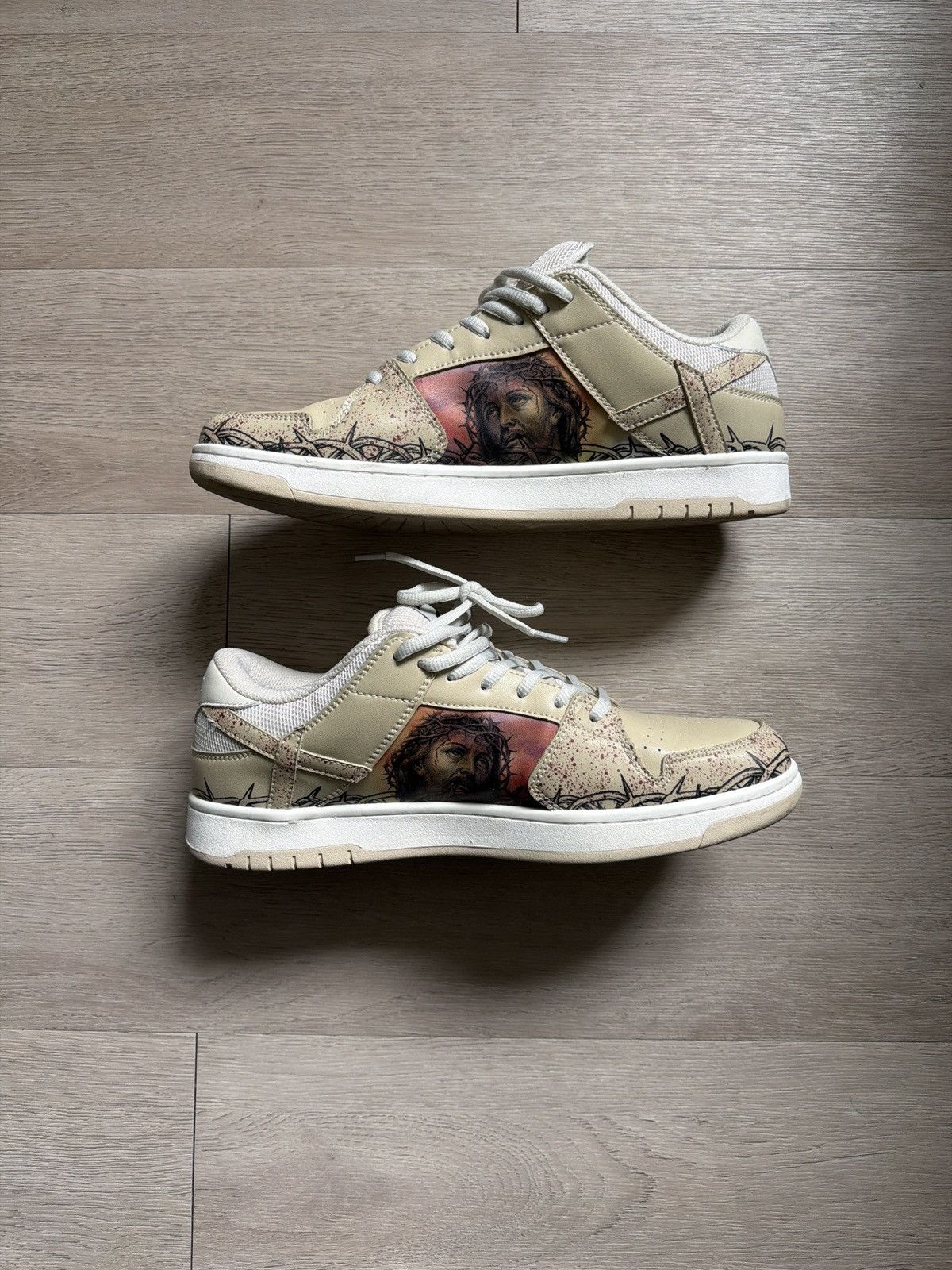 Other KitoWares Jesus Dunks Size US 11 / EU 44 - 2 Thumbnail