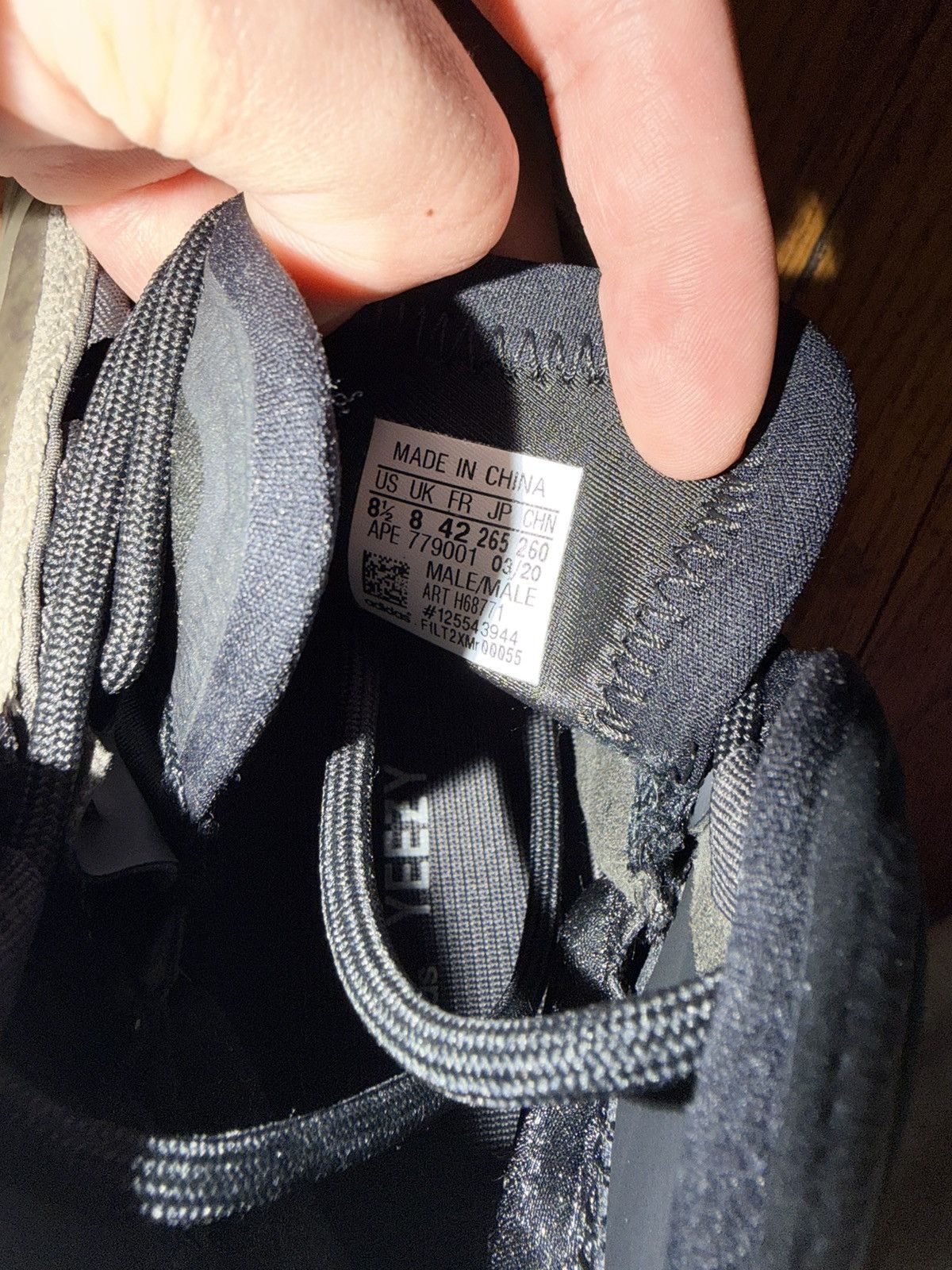 Adidas × Kanye West Adidas Yzy Qntm Size US 8.5 / EU 41-42 - 10 Thumbnail