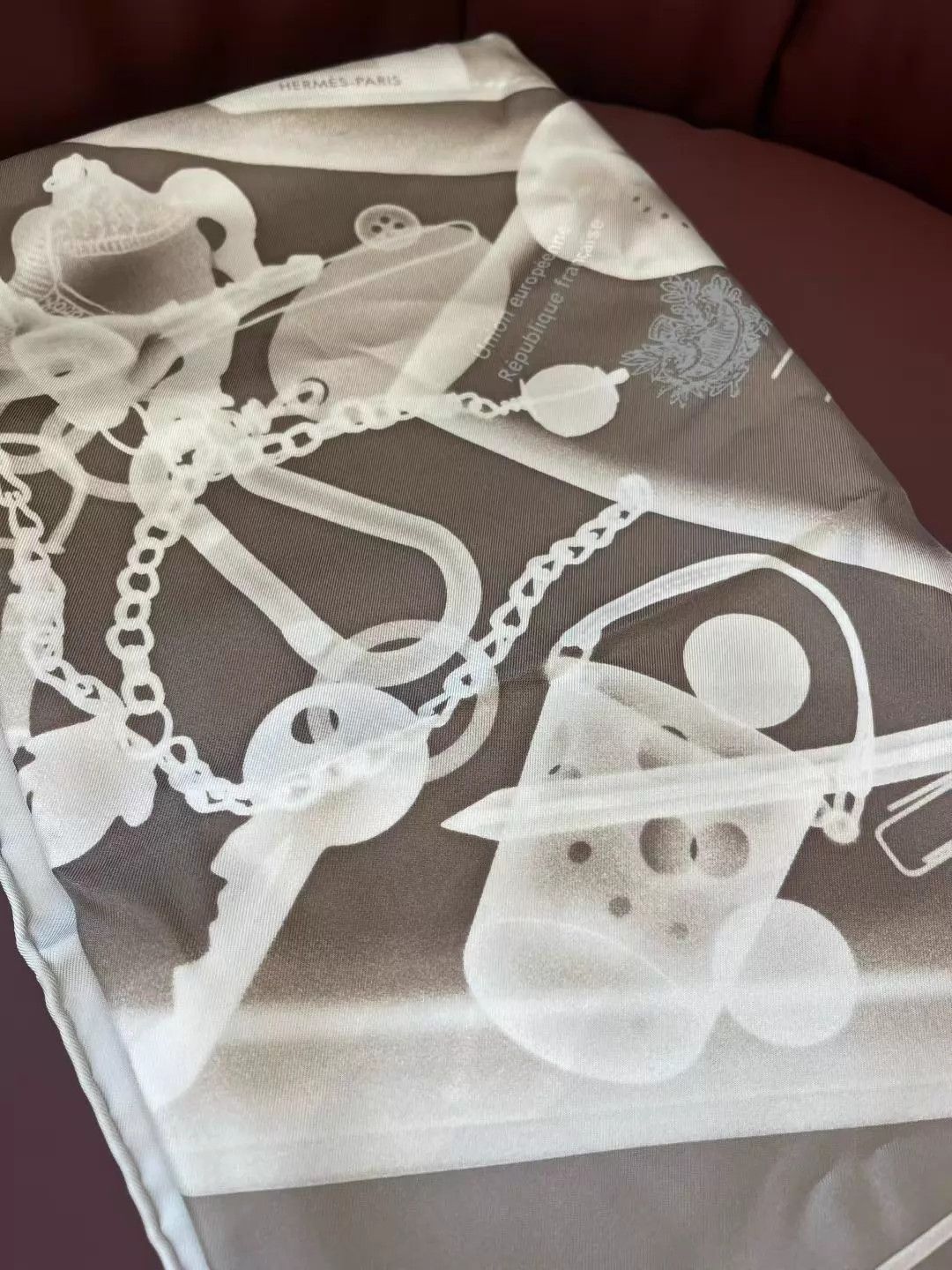 Hermes Hermès Tresors 90x90 Scarf Like New AE879 Size ONE SIZE - 6 Thumbnail
