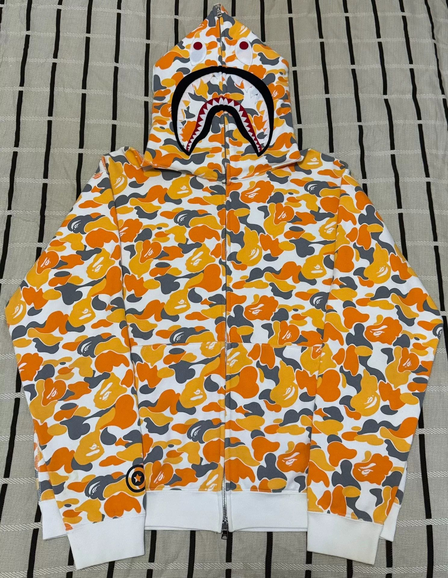 Bape Bape Limited Shark Yellow Hoodie L Men Size US L / EU 52-54 / 3 - 1 Thumbnail