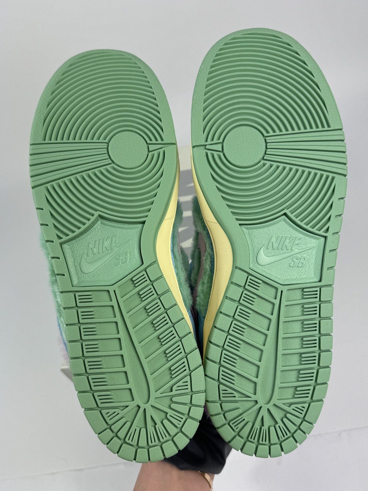 Nike NIKE SB DUNK LOW VERDY VISTY SNEAKERS Size US 10 / EU 43 - 6 Thumbnail