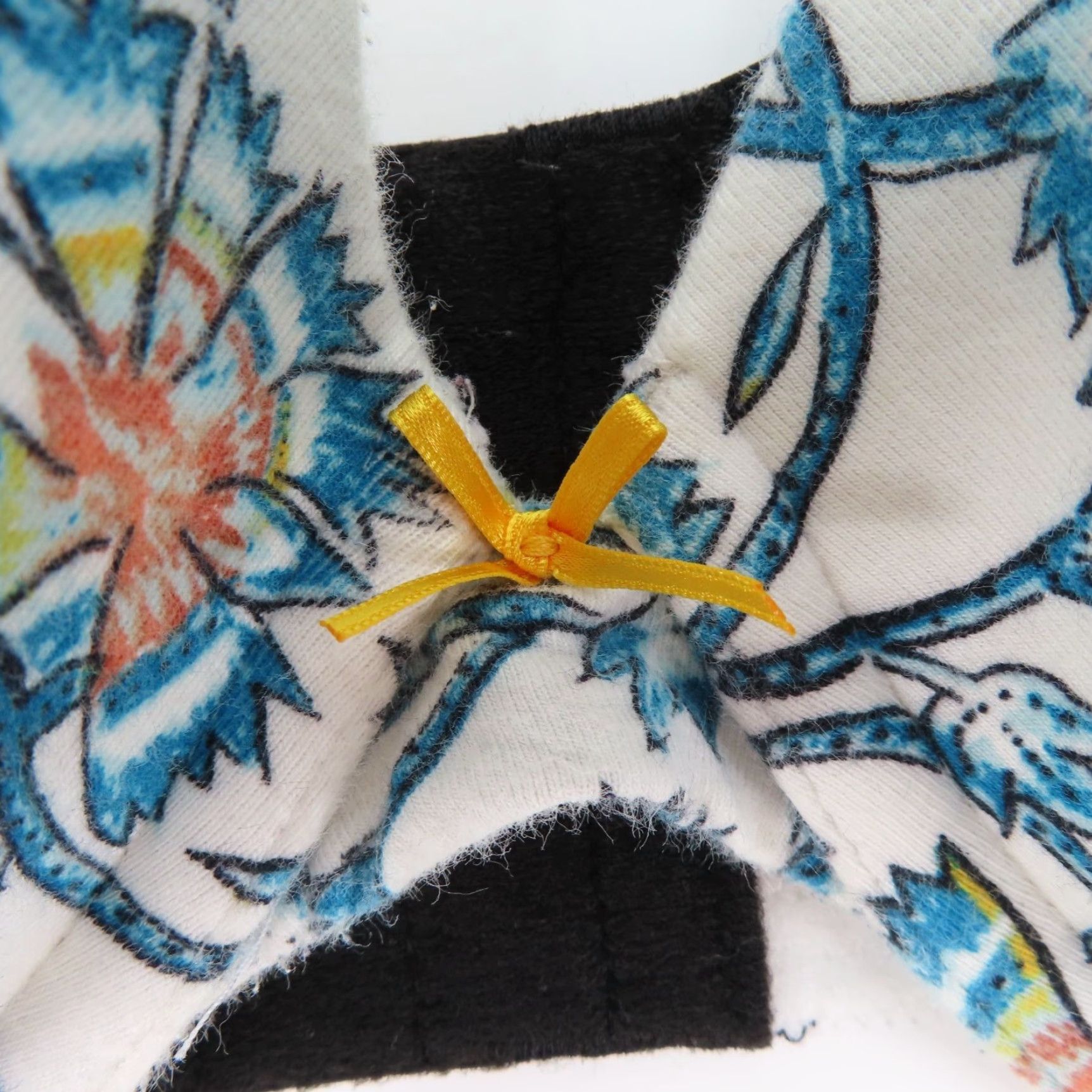 Vintage Cacique Bra Women Plus Size 40G Plunge Underwire Padded Floral White Blue Flower Shirt Style Womens Size ONE SIZE - 3 Thumbnail