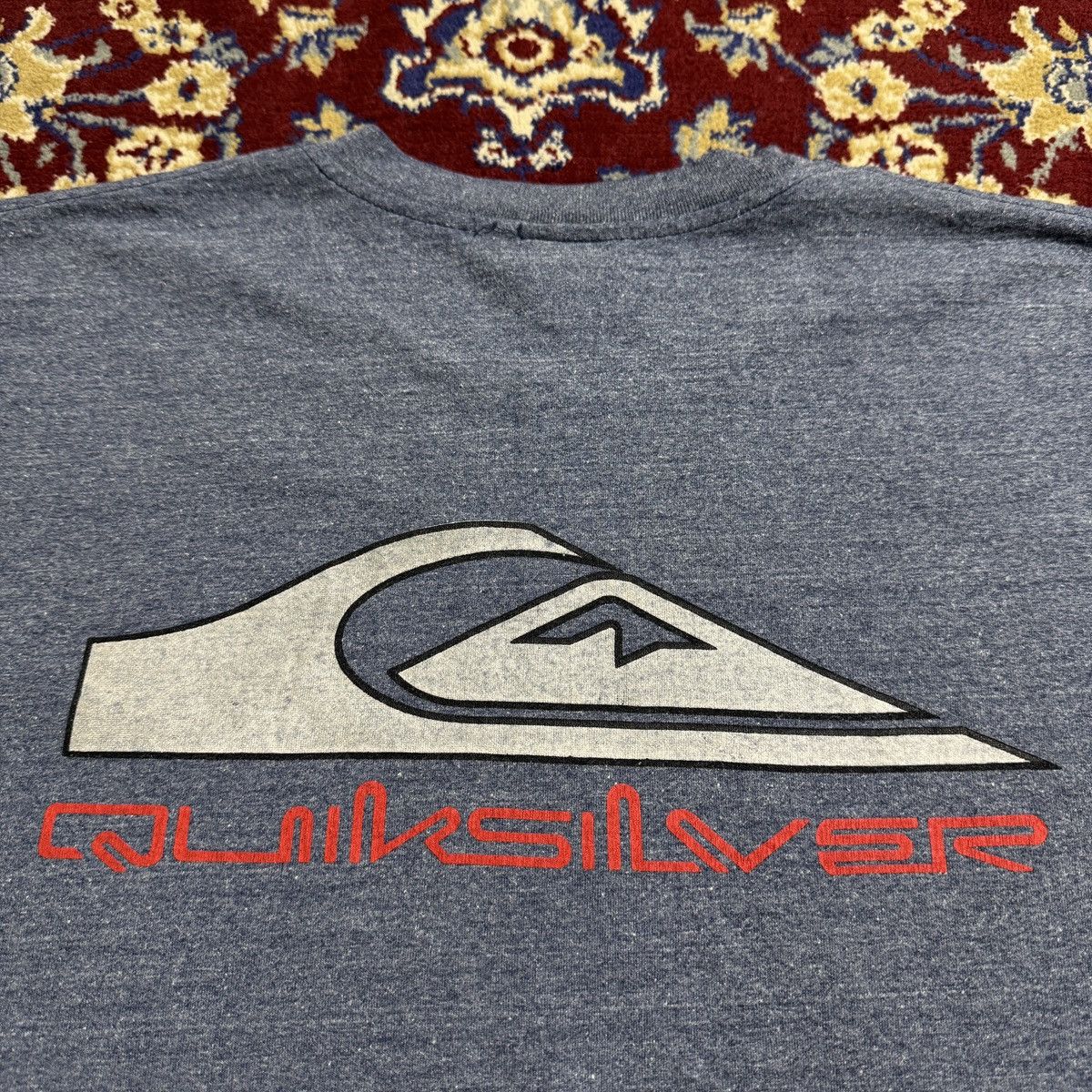 Vintage 90s Quiksilver OG Big Logo surf wear skater tee Y2K