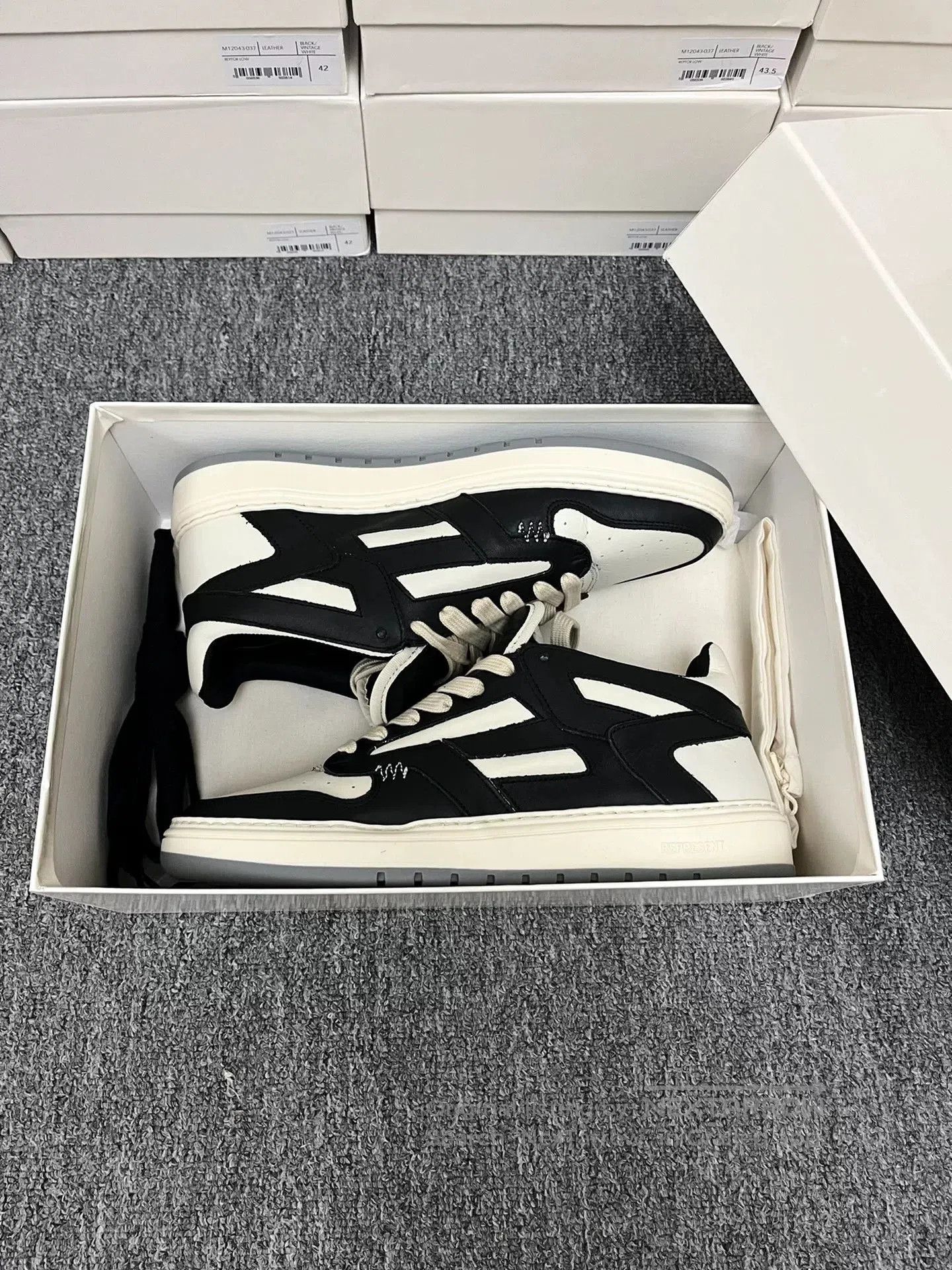 Represent Clo. Reptor Low Leather Casual Sneakers. Size US 10 / EU 43 - 4 Thumbnail