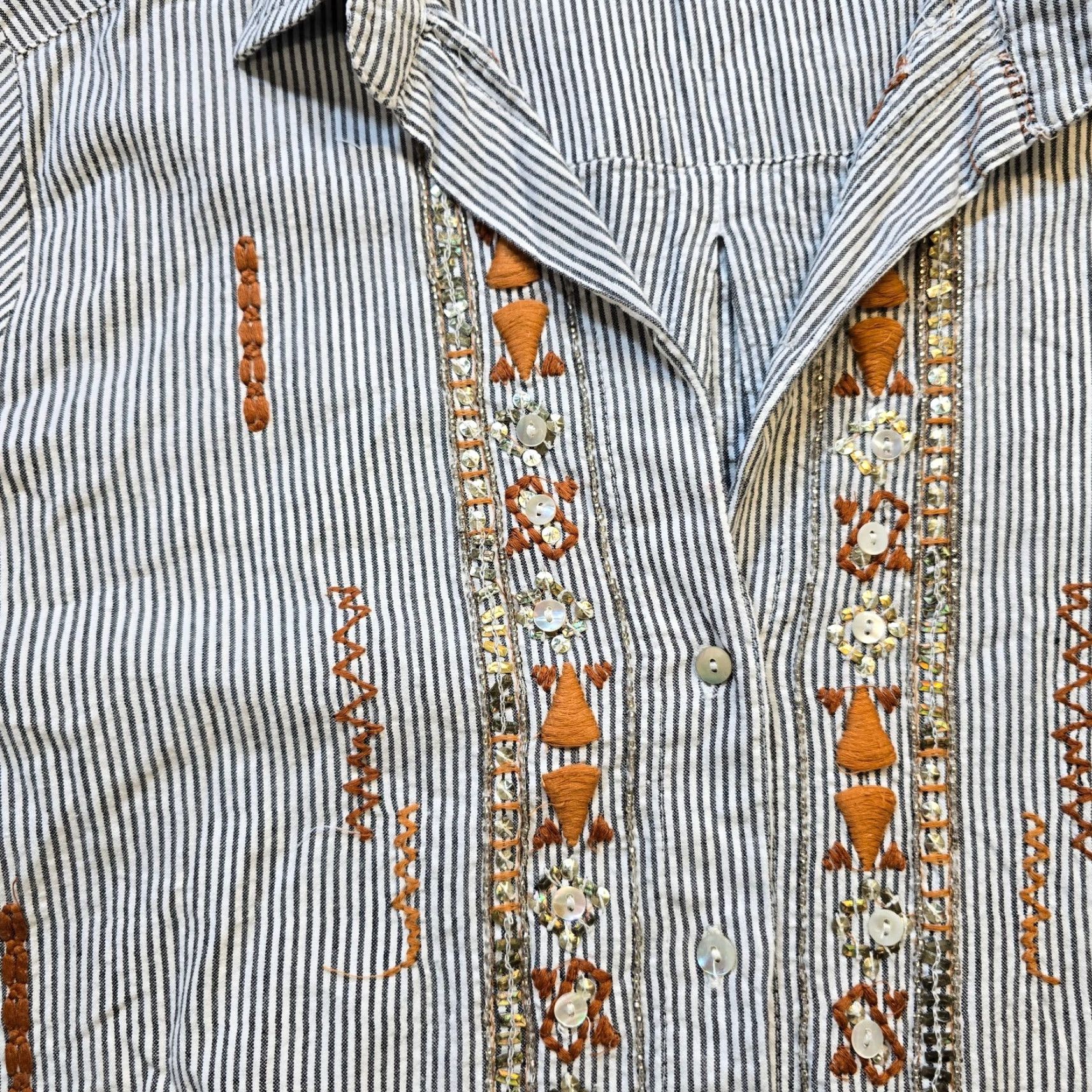 Zara Zara Blouse Womens M Gray Aztec Embroidery Button Casual Career Shirt Size M / US 6-8 / IT 42-44 - 4 Thumbnail