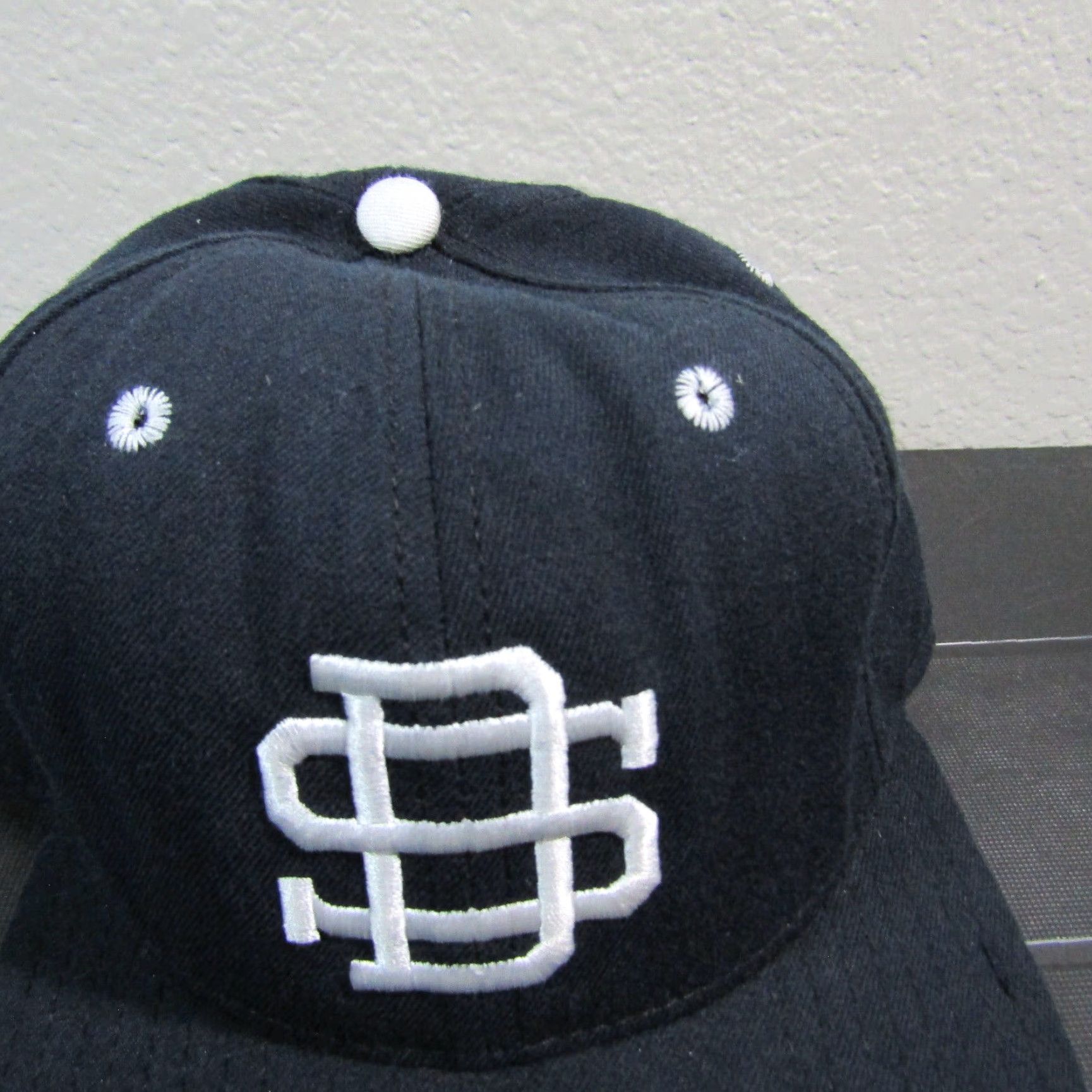 New Era VINTAGE New Era San Diego Hat Cap Mens Fitted 7 Black SD 80s Pro Model Baseball Cap Mens Size ONE SIZE - 2 Thumbnail