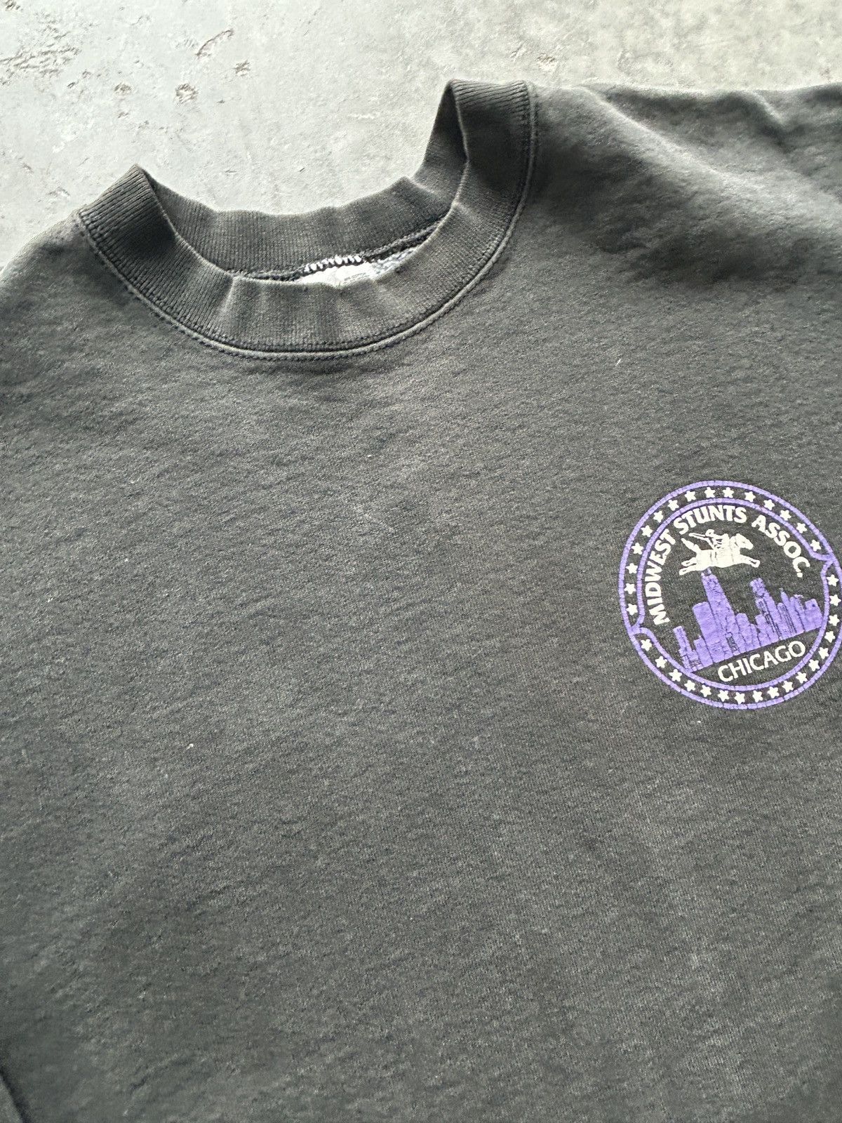 Fruit Of The Loom Vintage 90s Midwest Stunts Association Chicago Sweatshirt Size US XL / EU 56 / 4 - 5 Thumbnail