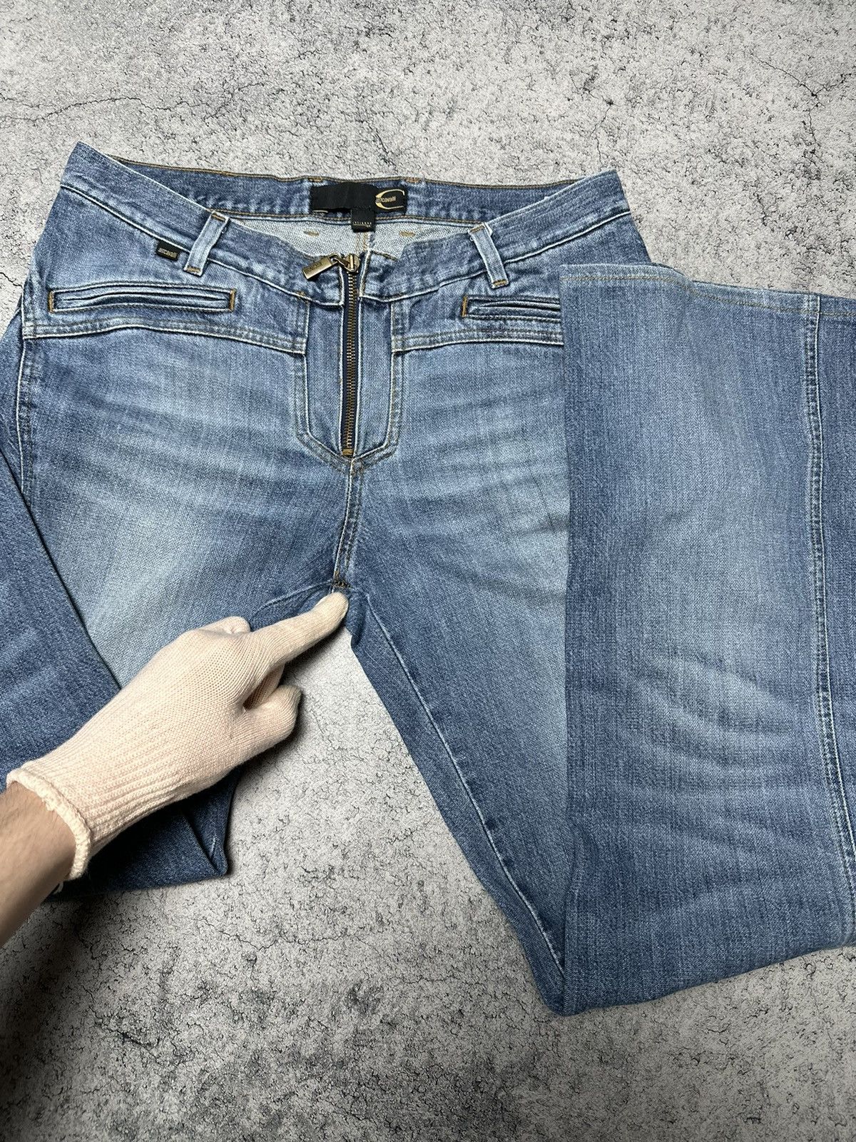 Just Cavalli Vintage Just Cavalli Flared Baggy Jeans Pants Size 30" / US 8 / IT 44 - 17 Thumbnail