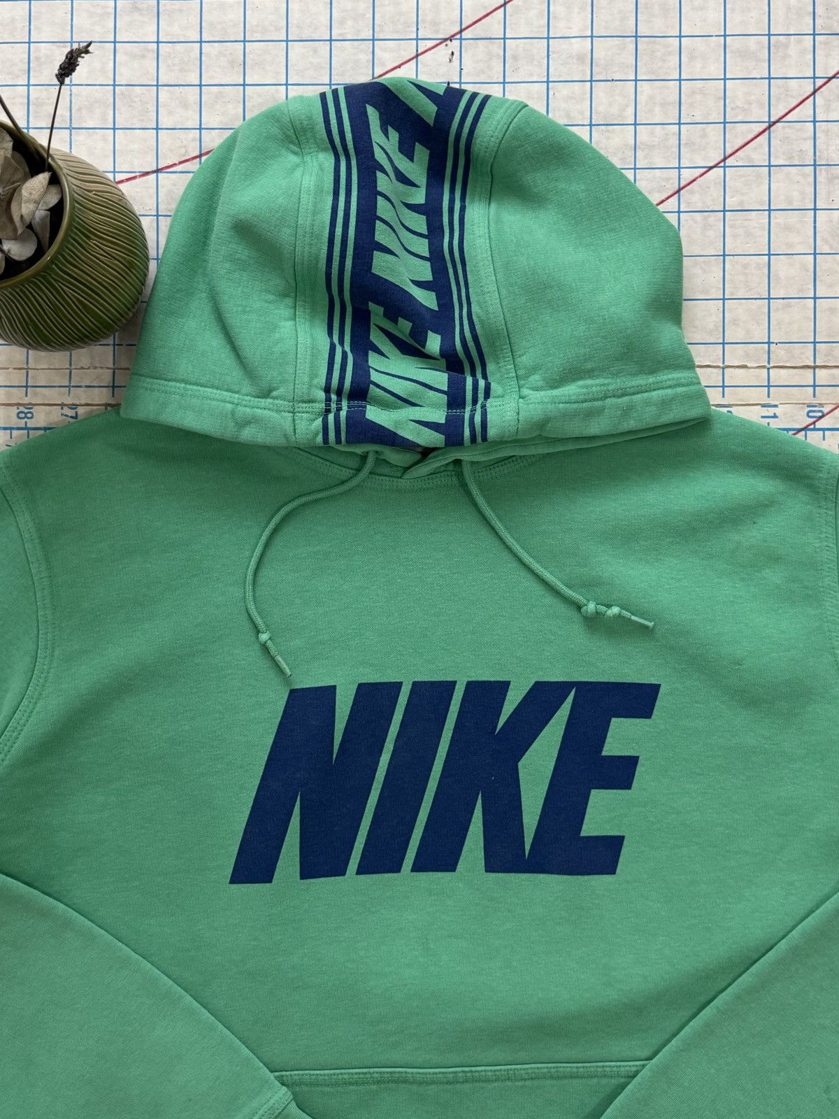 Nike × Vintage Vintage Y2K Nike Spell Out Hoodie Green Fits Size XL Size US XL / EU 56 / 4 - 8 Thumbnail