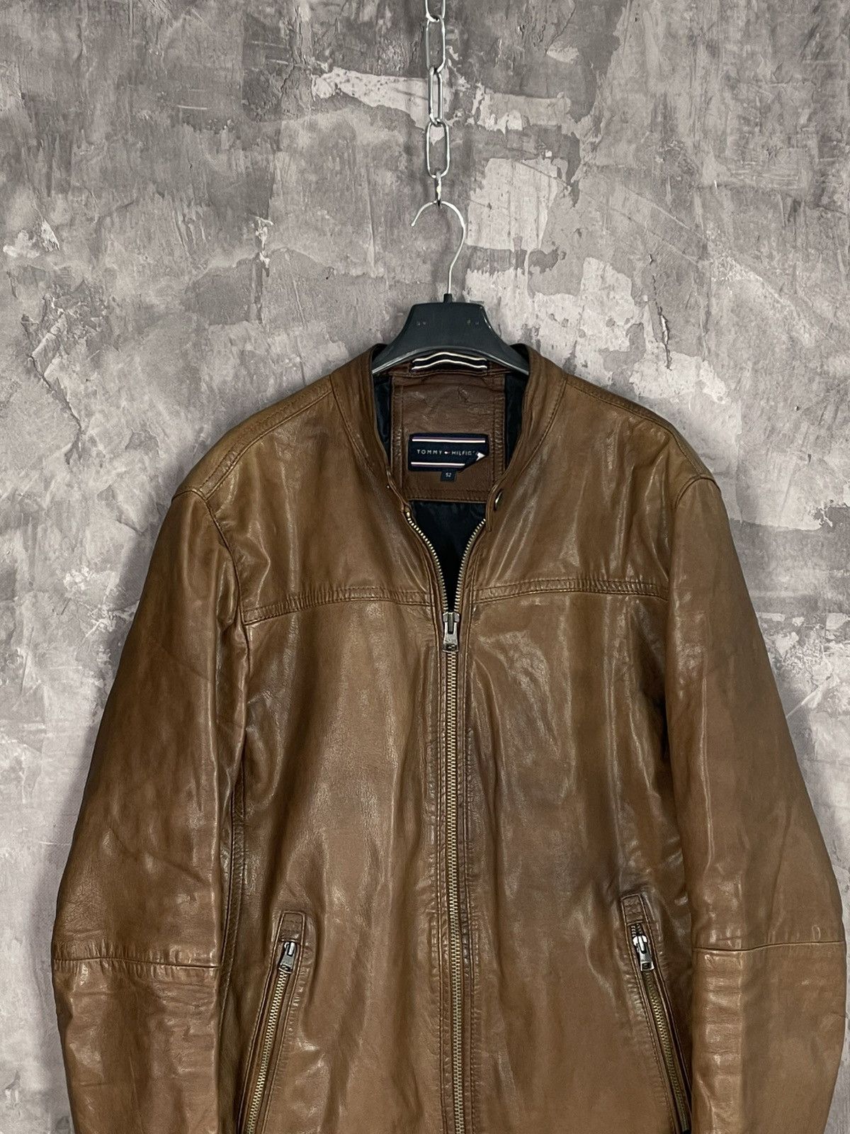 Tommy Hilfiger Vintage Tommy Hilfiger Brown Leather Jacket 1990 Size L Size US L / EU 52-54 / 3 - 2 Thumbnail