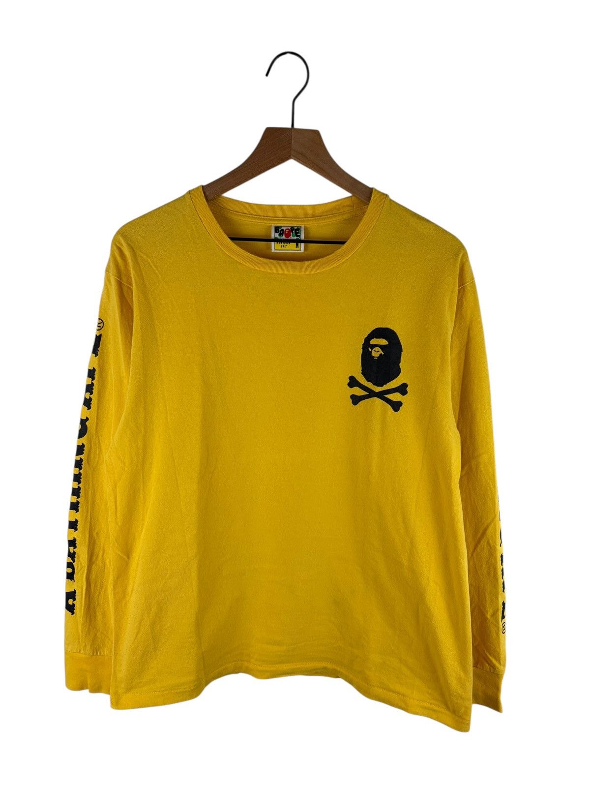 Bape Bape Pirates Logo L/S Tee Size US M / EU 48-50 / 2 - 1 Thumbnail