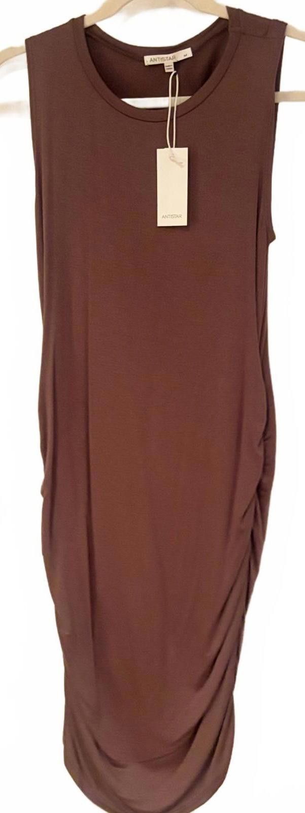 Hex Antistyle Sleeveless Mauve Casual Dress with Side Ruching Size M / US 6-8 / IT 42-44 - 1 Thumbnail