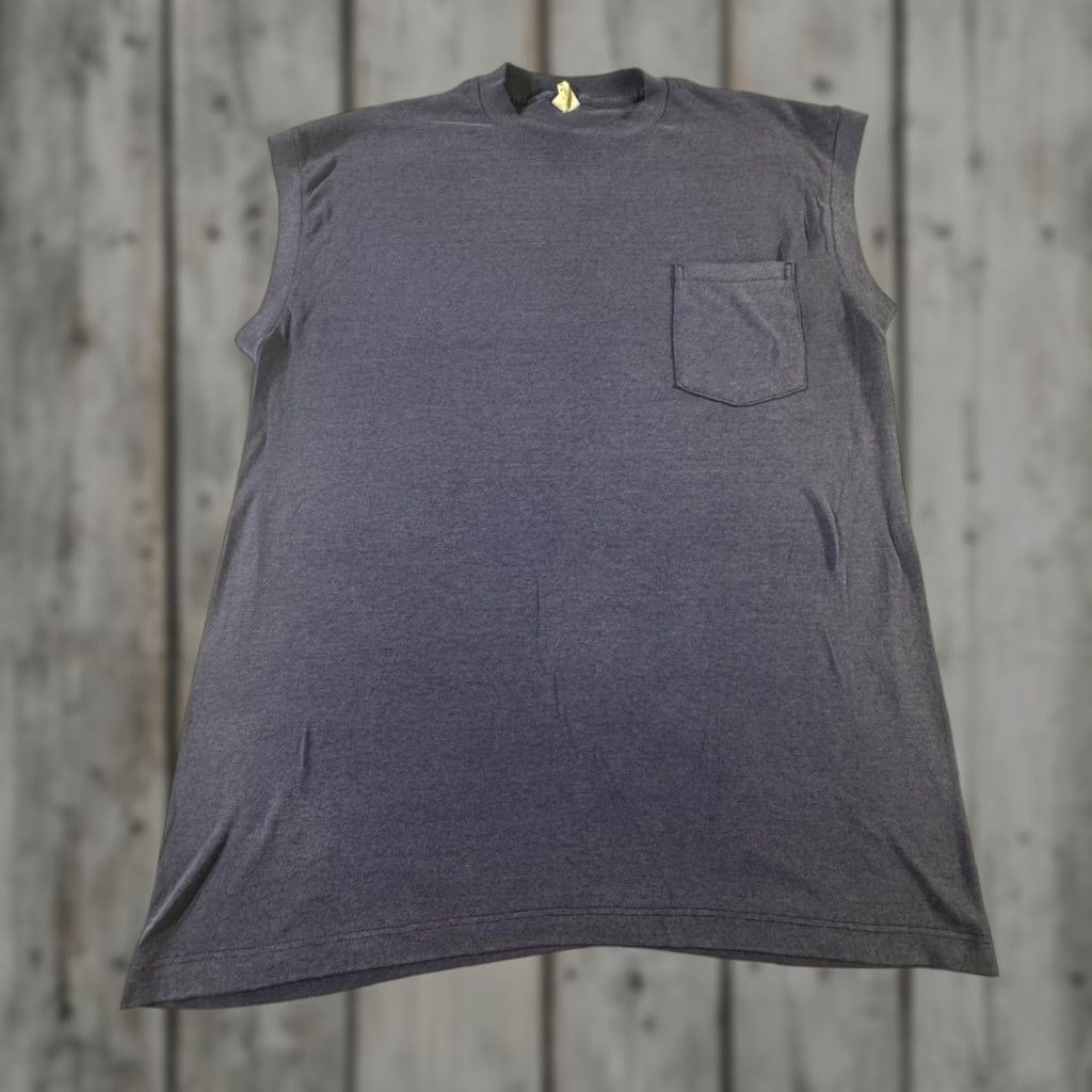 Vintage Vintage Generation Two Mens XL Blue 90s Sleeveless Pocket T-Shirt User: Vintage Generation Two Mens XL Blue 90s Sleeveless Pocket T-Shirt Size US XL / EU 56 / 4 - 1 Thumbnail