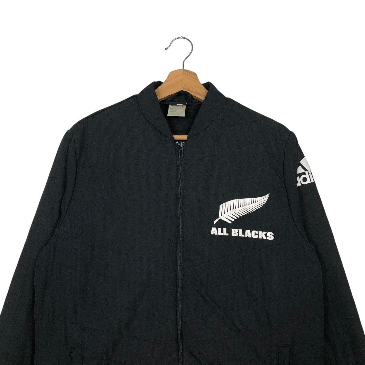 Adidas 🔥VINTAGE BOMBER JACKET ADIDAS ALL BLACK BIG LOGO Size US L / EU 52-54 / 3 - 5 Thumbnail