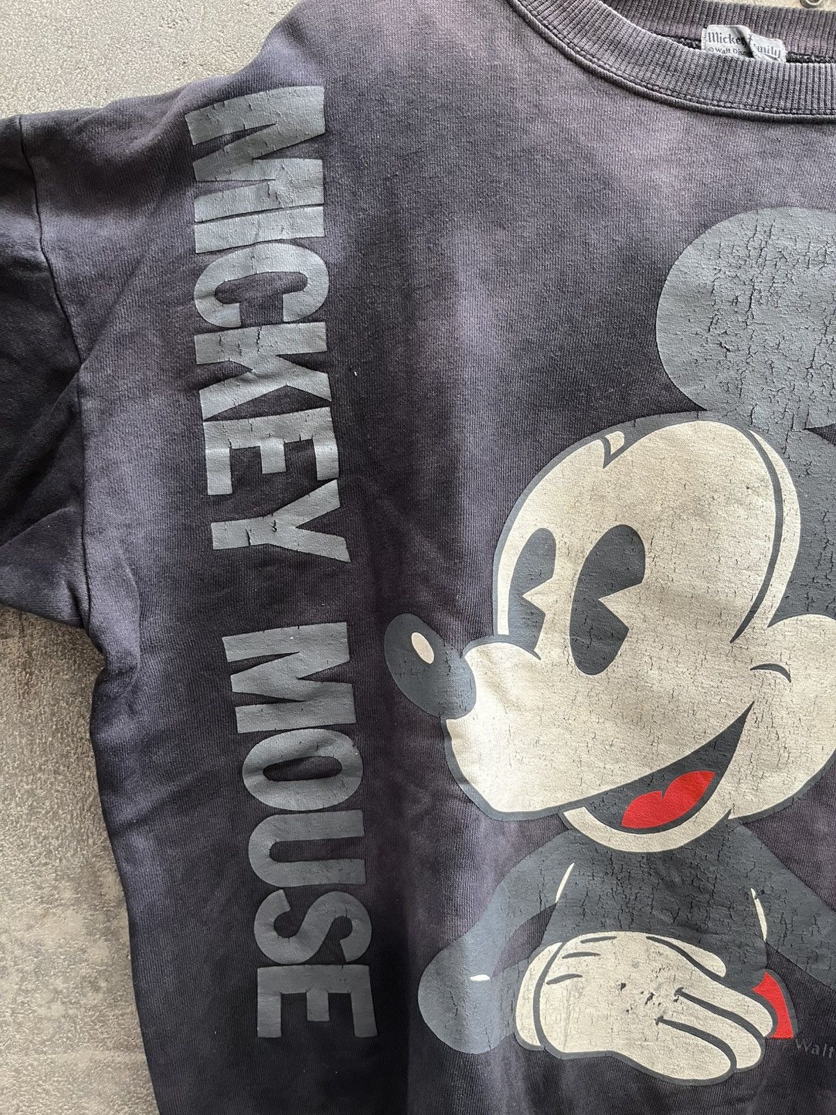 Japanese Brand Vintage Disney Mickey Mouse Faded Sweatshirt Size US XXL / EU 58 / 5 - 7 Thumbnail