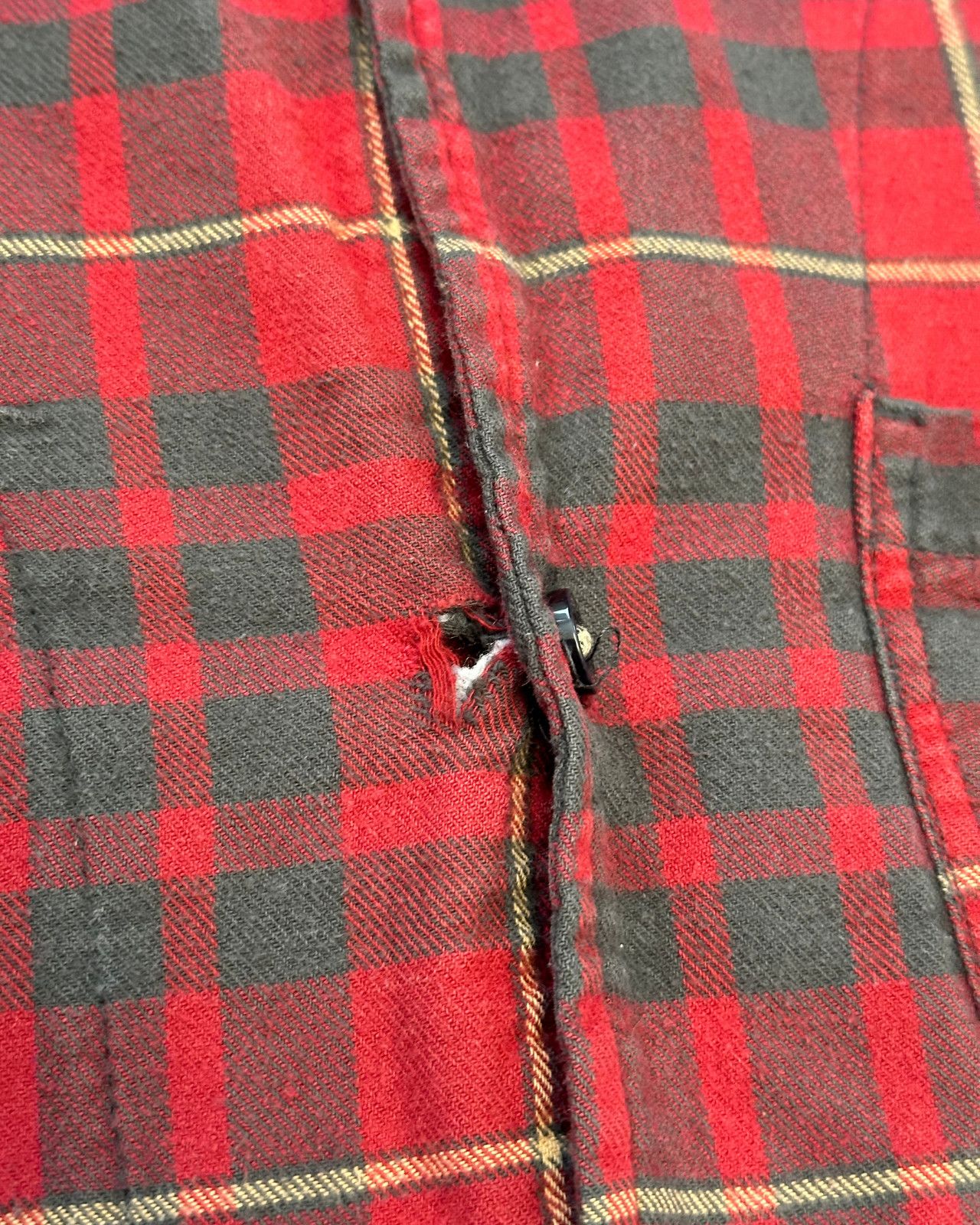 Pendleton Vintage Pendleton Faded Red Plaid Flannel Shirt Size Medium Size US M / EU 48-50 / 2 - 6 Thumbnail