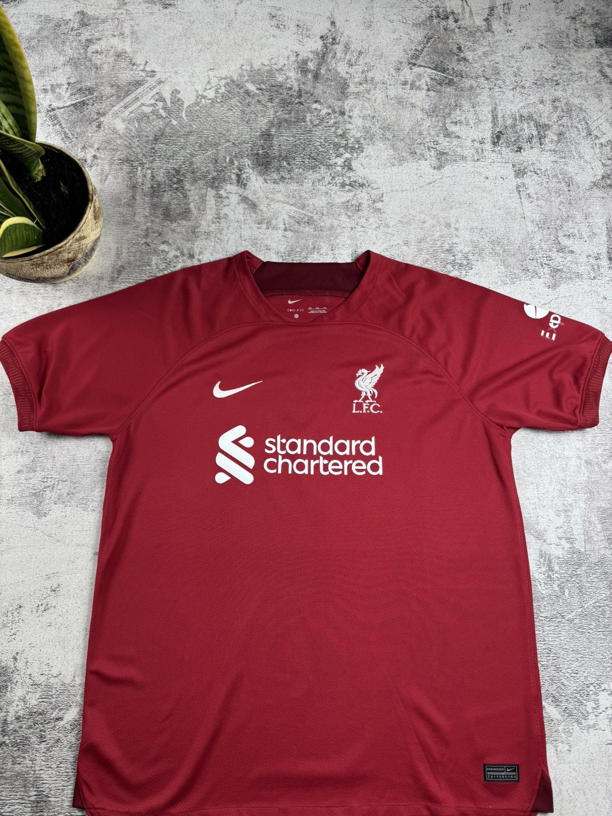 Nike LIVERPOOL 2022/2023 Red Nike Bloke core Soccer Football Fan T Shirt Jersey Kit Size US XXL / EU 58 / 5 - 4 Thumbnail