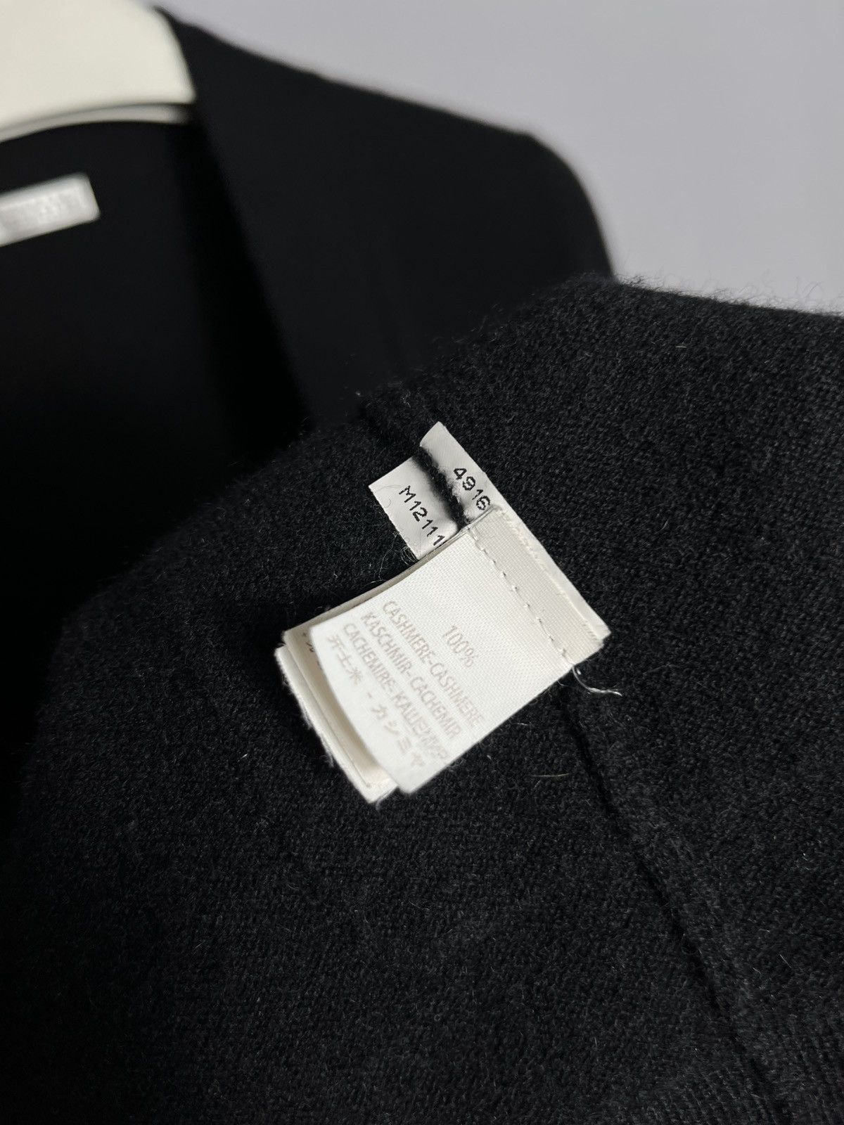 Brunello Cucinelli brunello cucinelli cashmere cardigan woman’s black long Size L / US 10 / IT 46 - 8 Thumbnail