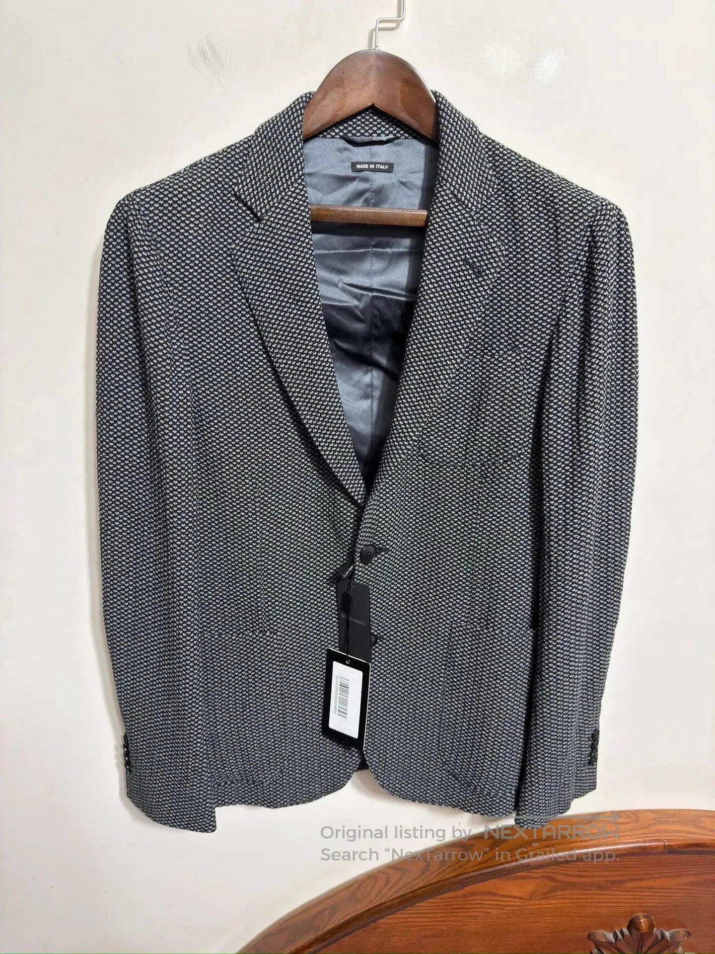 Giorgio Armani Gray Patterned Single-Breasted Blazer. Size US M / EU 48-50 / 2 - 1 Thumbnail