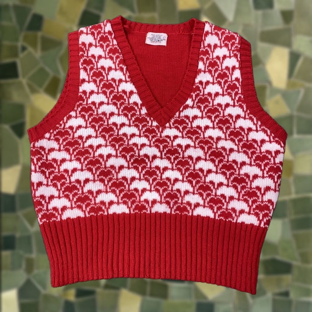 Tallia VINTAGE Tallia Red Knit Sweater Vest Womens Large 100% Acrylic Taiwan 90s Geometric Pattern Knit Vest Women L Red Size L / US 10 / IT 46 - 1 Thumbnail