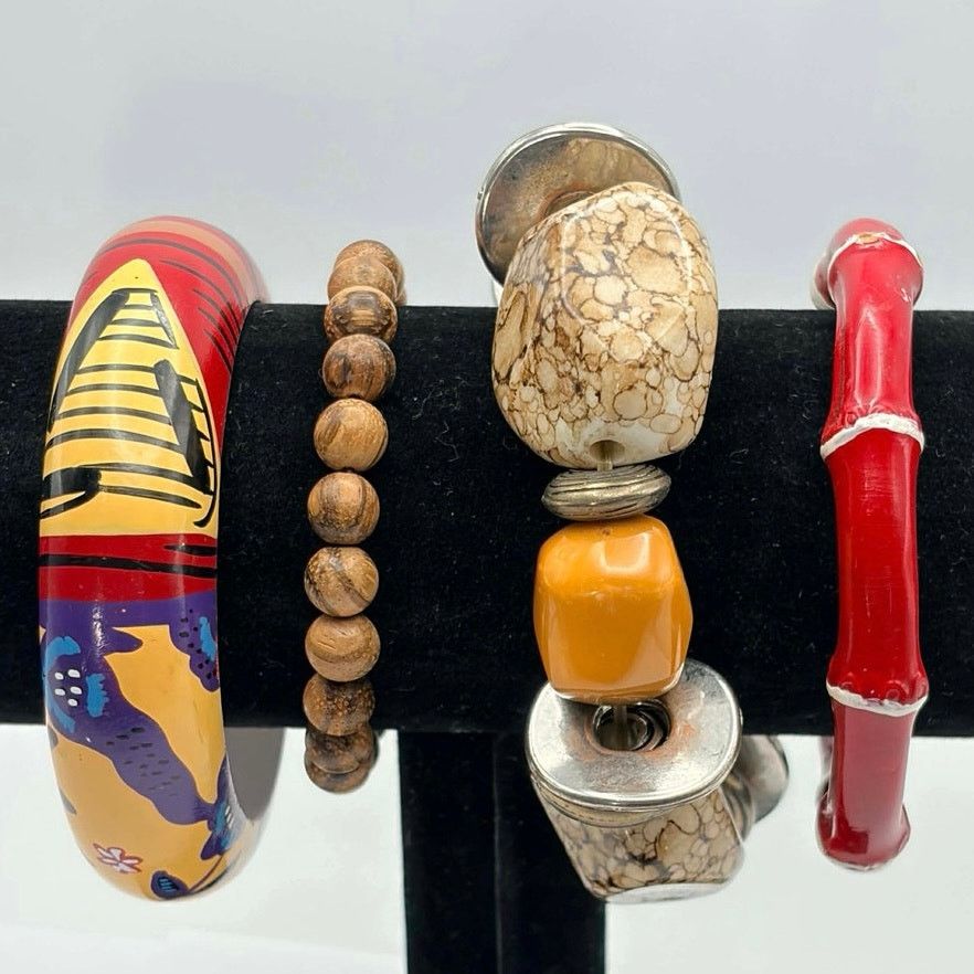 Other Red & Tan Beaded Bracelet Bundle Size ONE SIZE - 1 Thumbnail