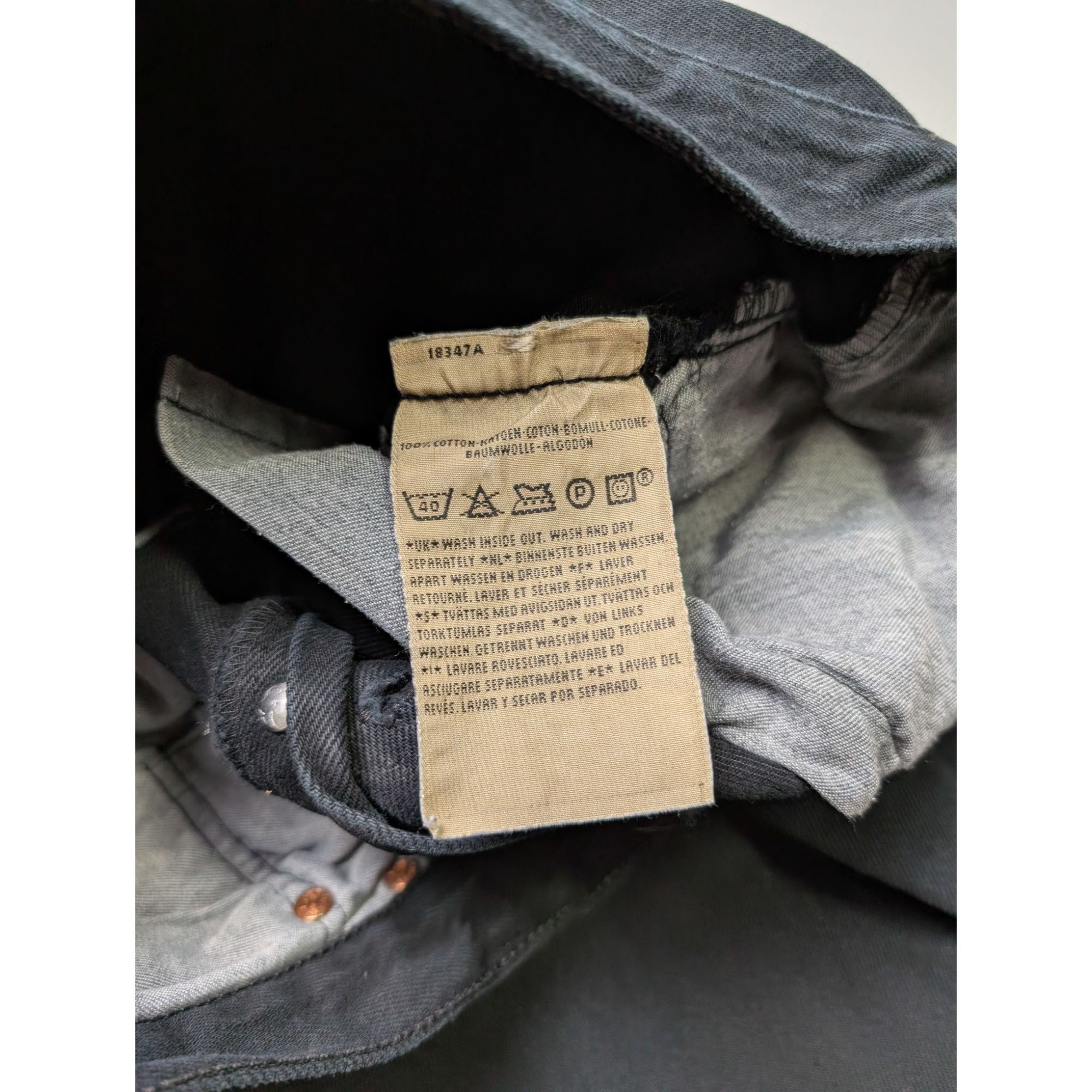 Levi's Vintage Clothing Levi's 501 Vintage Black Denim Jeans Pants (Y1076) Size US 32 / EU 48 - 6 Thumbnail