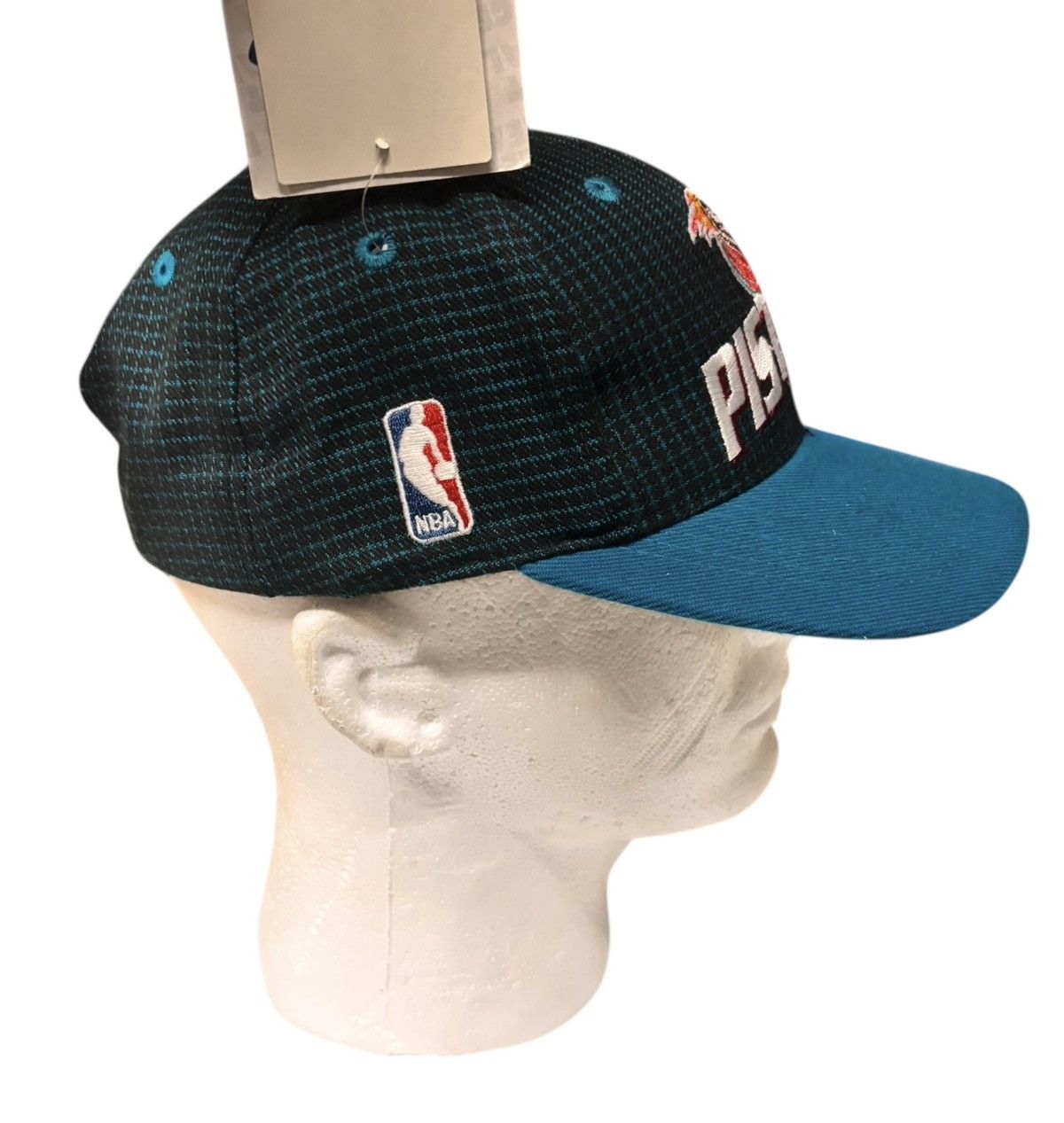 Logo Athletic Vintage 90s Detroit Pistons logo athletics snapback Size ONE SIZE - 5 Thumbnail