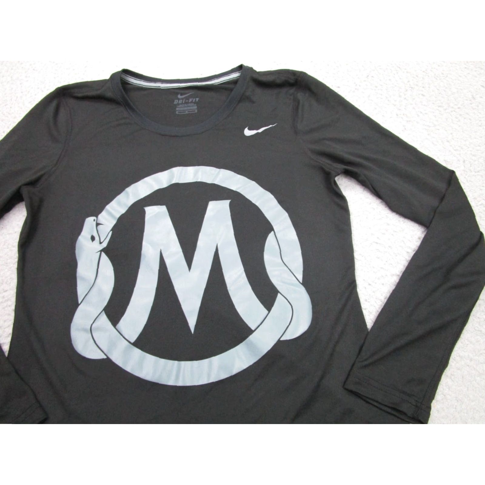 Nike Nike Shirt Womens M Medium Black Nike Dri-Fit Mamba Academy Mentality Mambacita Kobe Gigi Size M / US 6-8 / IT 42-44 - 2 Thumbnail